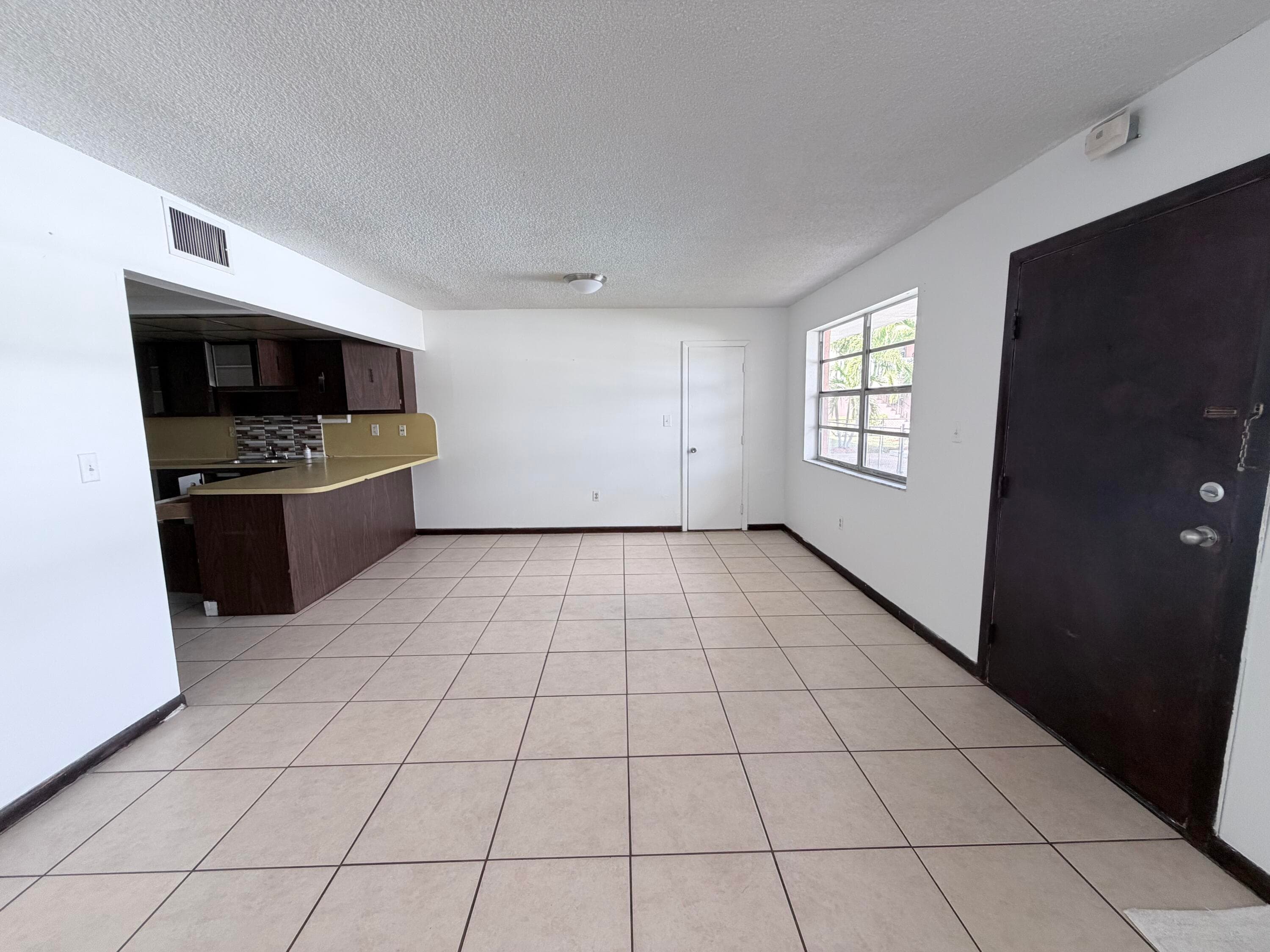 6050 SW 27th Street, Miramar, FL — photo 8 of 40