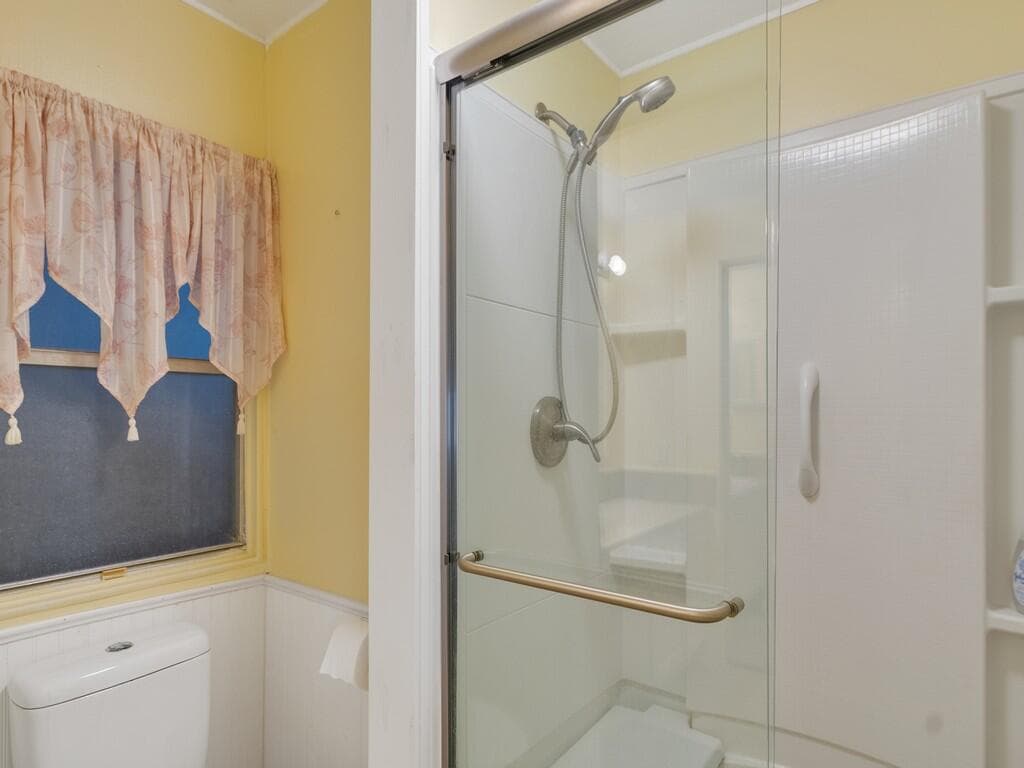 225 NE Forrest Court, Jensen Beach, FL 34957 — photo 22 of 33