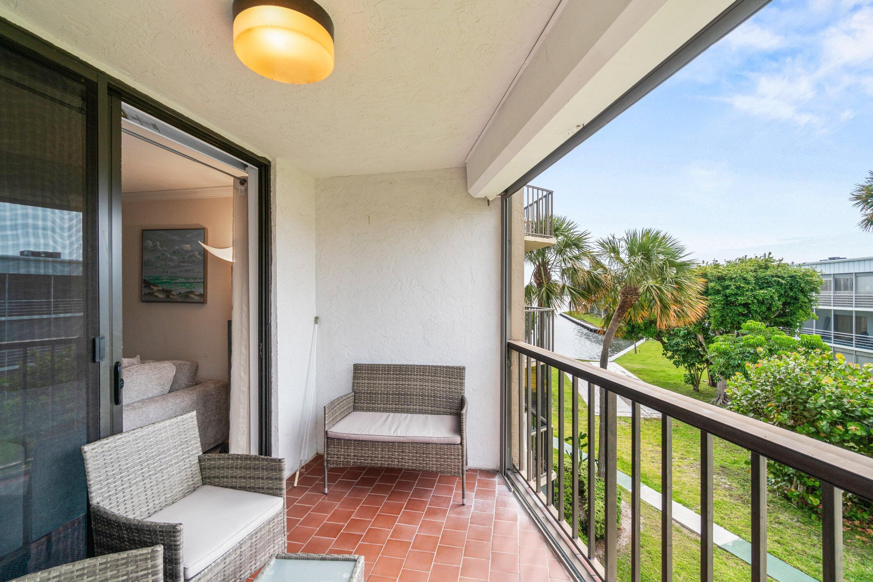 890 N Federal Highway 311, Lantana, FL 33460 — photo 28 of 33
