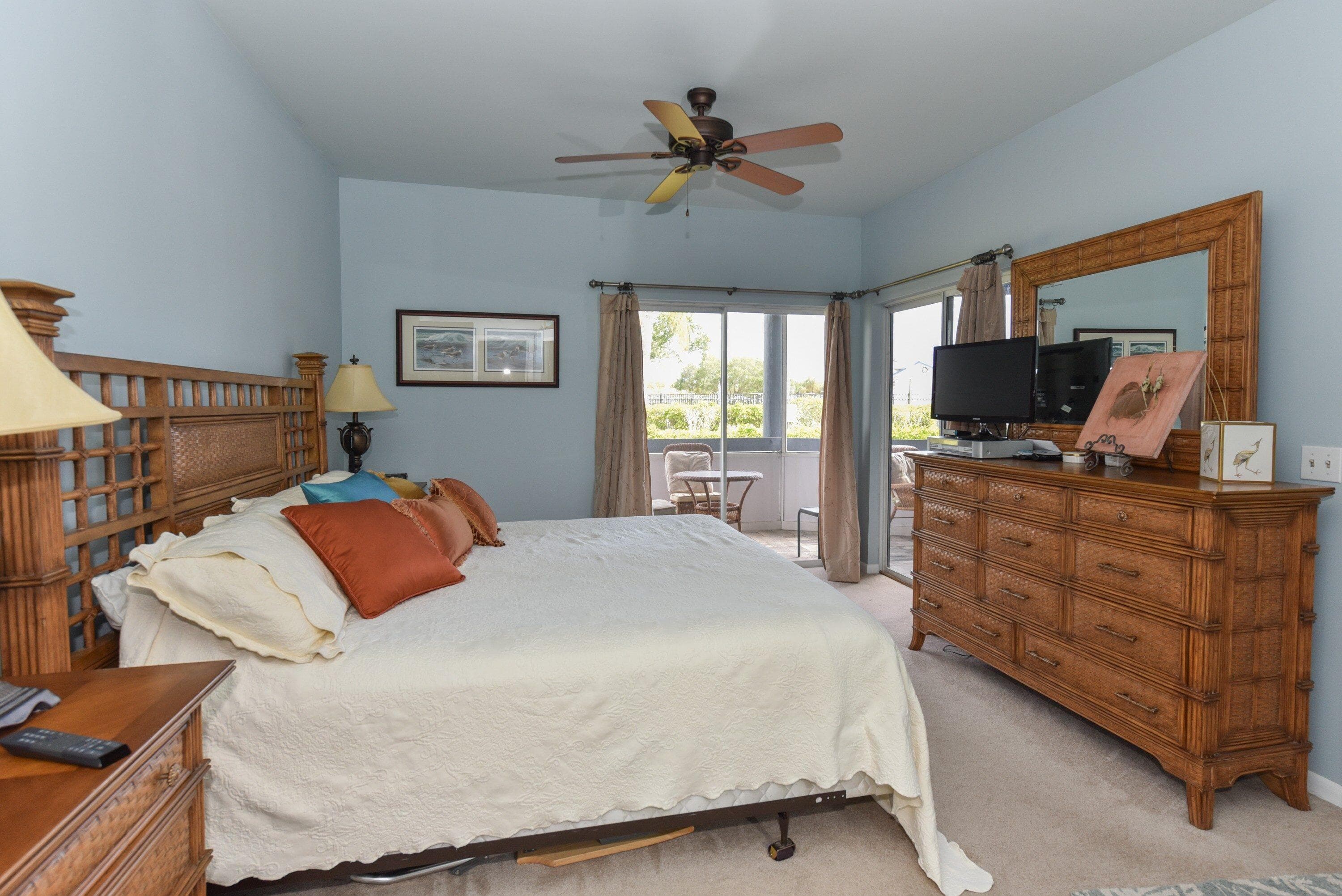 1637 NE Nautical Place 802, Jensen Beach, FL 34957 — photo 20 of 33