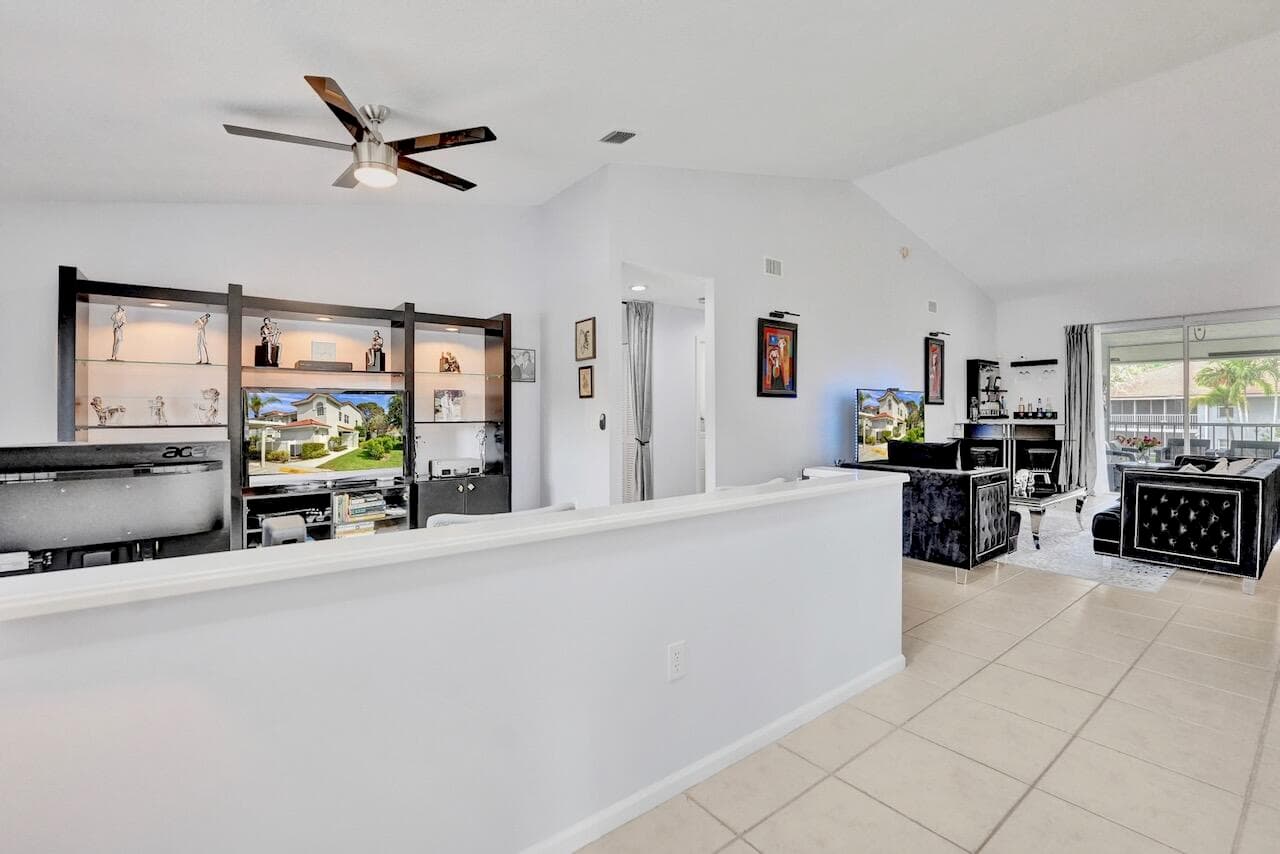 7669 Springwater Place 202, Boynton Beach, FL 33437 — photo 12 of 60