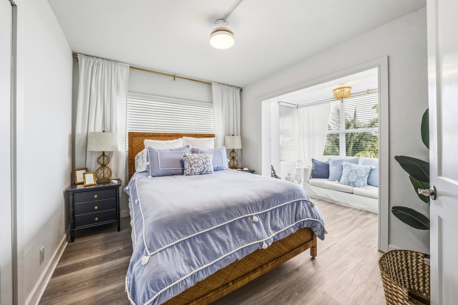 40 Isle Of Venice Drive 9, Fort Lauderdale, FL 33301 — photo 17 of 35