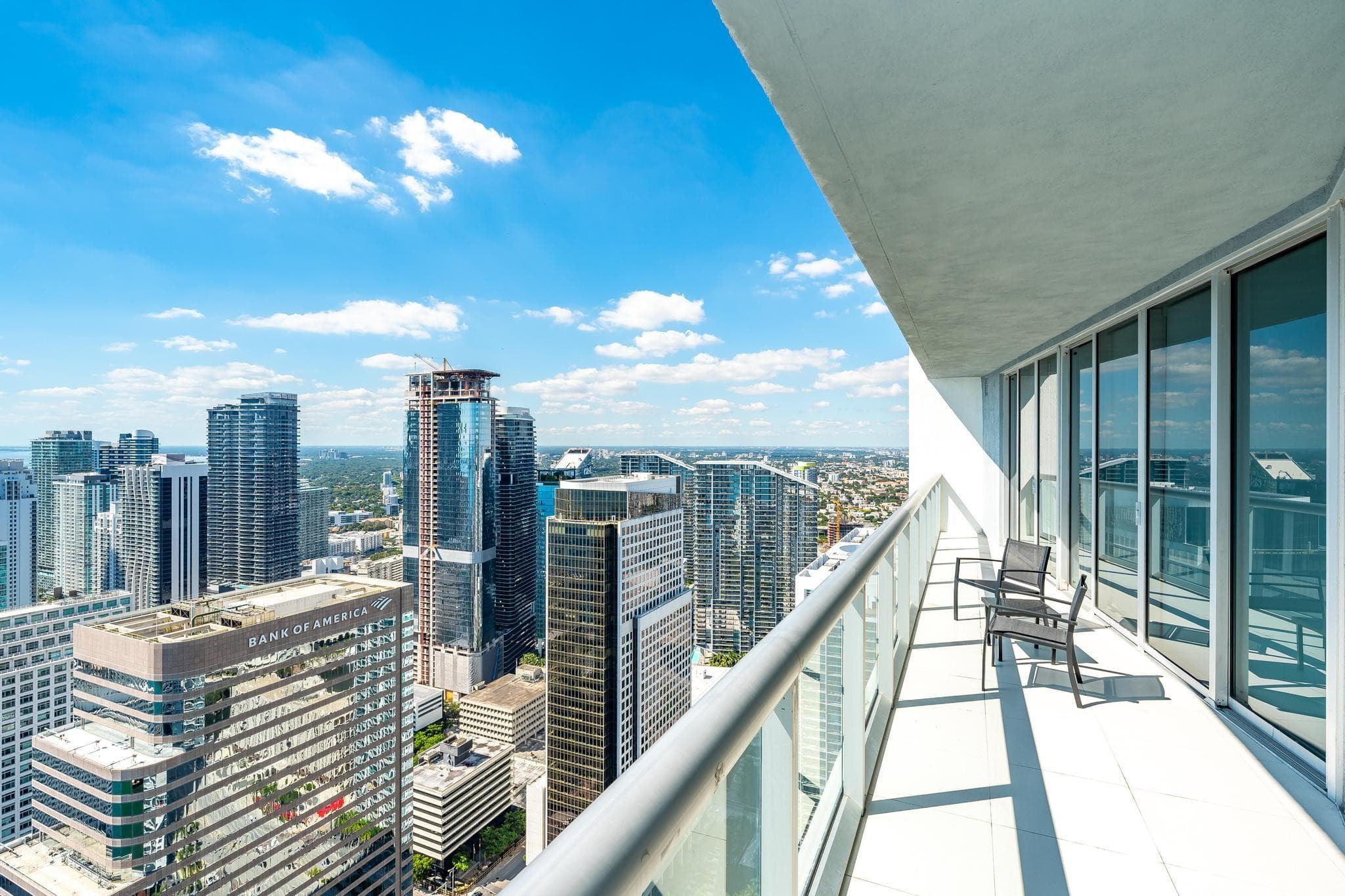 495 Brickell Avenue 5605, Miami, FL 33131 — photo 4 of 44