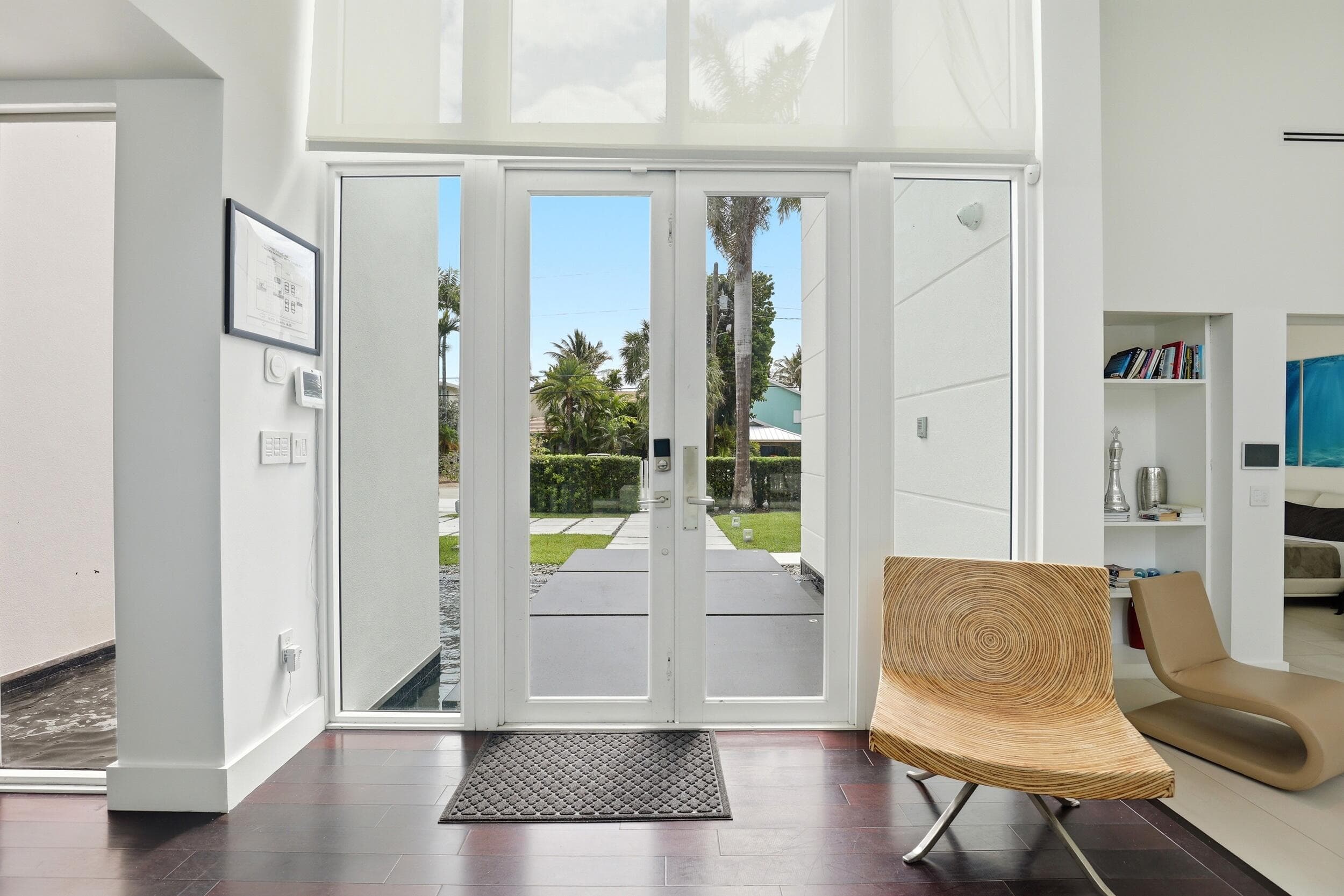 3017 N Atlantic Boulevard, Fort Lauderdale, FL 33308 — photo 4 of 53