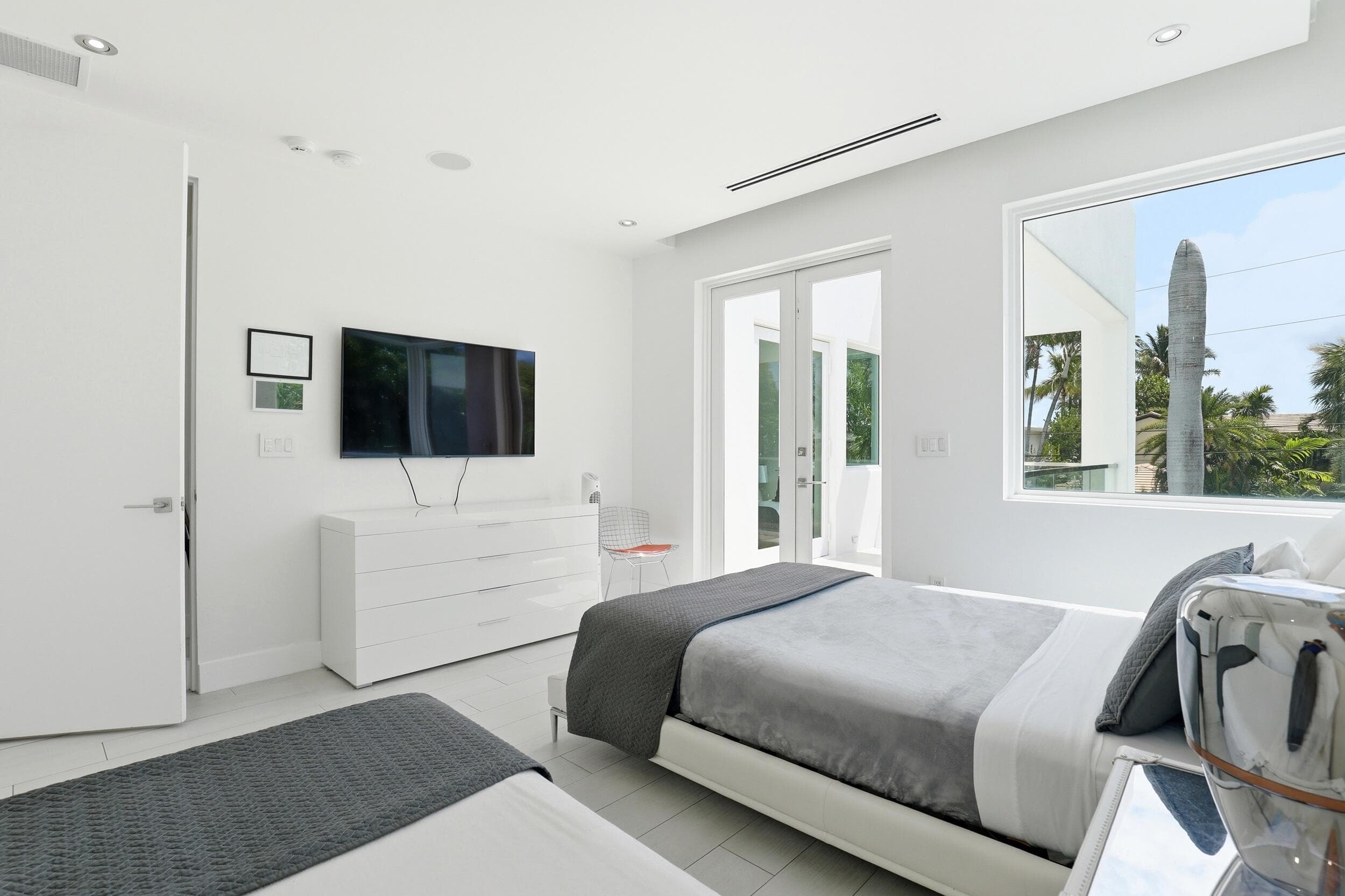 3017 N Atlantic Boulevard, Fort Lauderdale, FL 33308 — photo 34 of 53