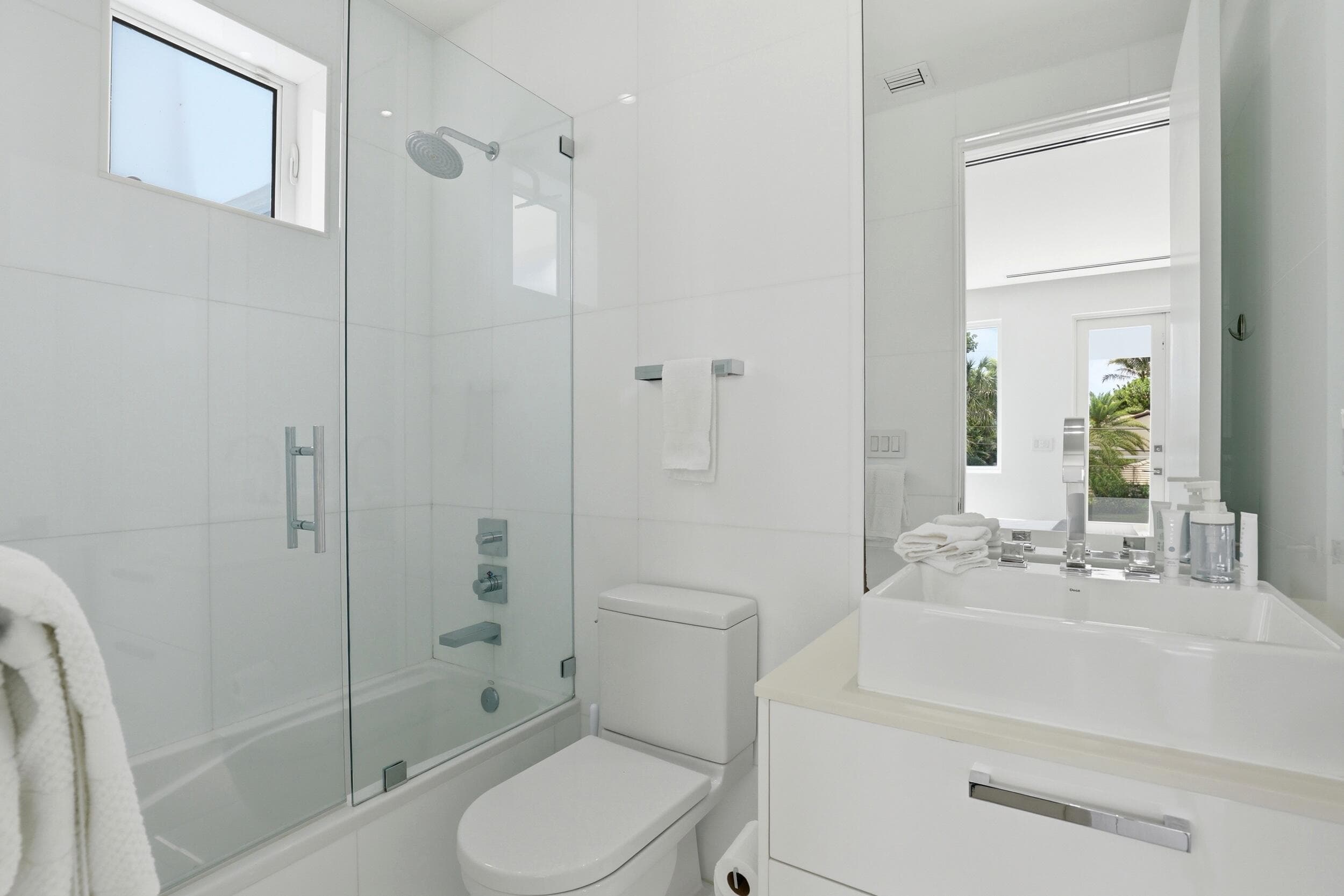 3017 N Atlantic Boulevard, Fort Lauderdale, FL 33308 — photo 35 of 53
