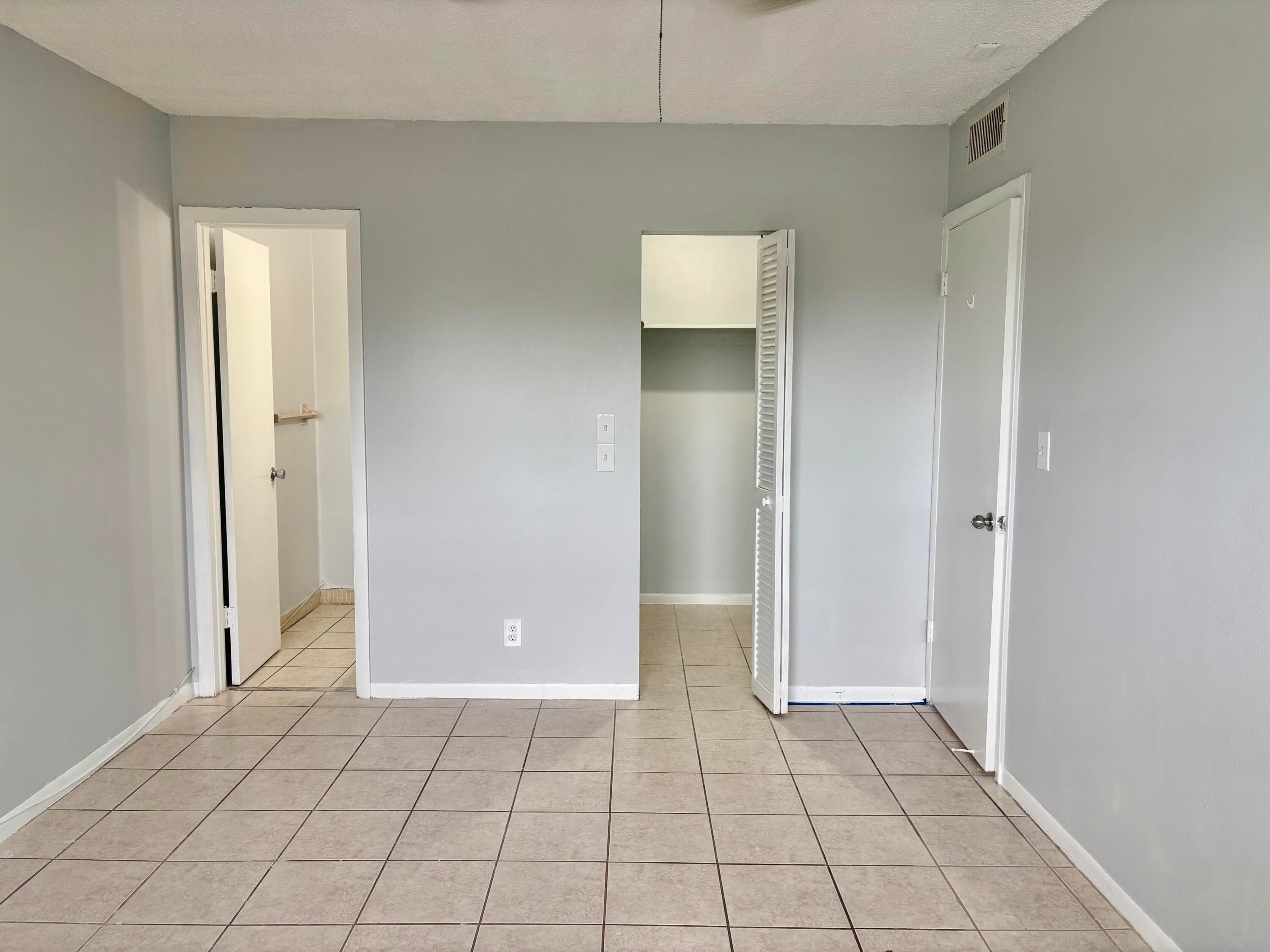 5300 Washington Street C318, Hollywood, FL 33021 — photo 3 of 15