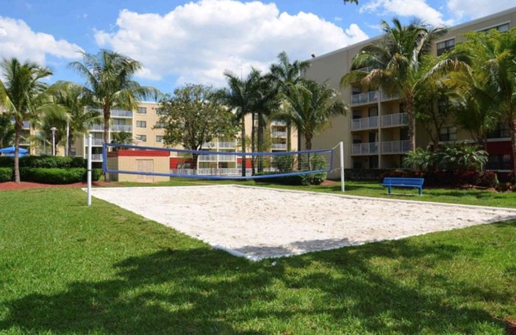 18335 NW 68 Avenue 750-318, Hialeah, FL 33015 — photo 14 of 14