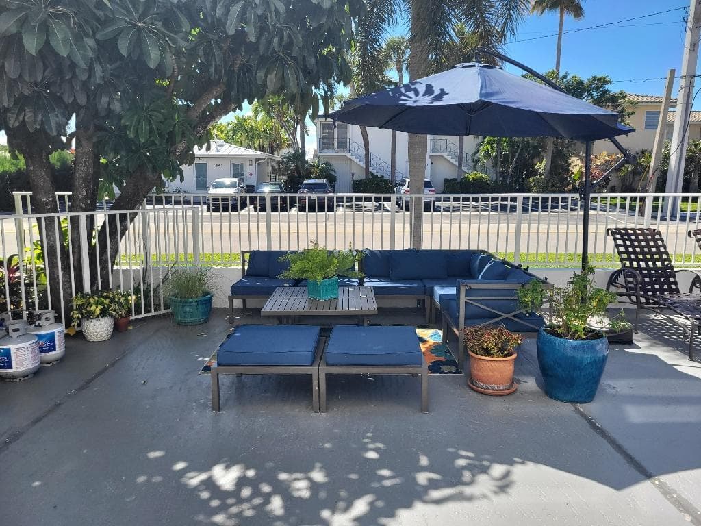 550 Bayshore Drive 104, Fort Lauderdale, FL 33304 — photo 22 of 53