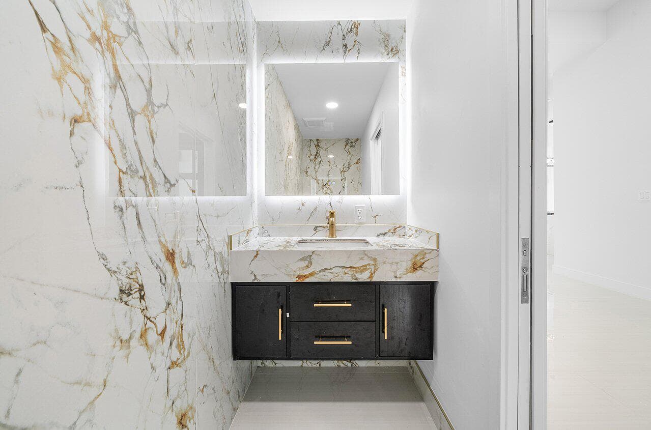 4887 Bocaire Boulevard, Boca Raton, FL 33487 — photo 13 of 61