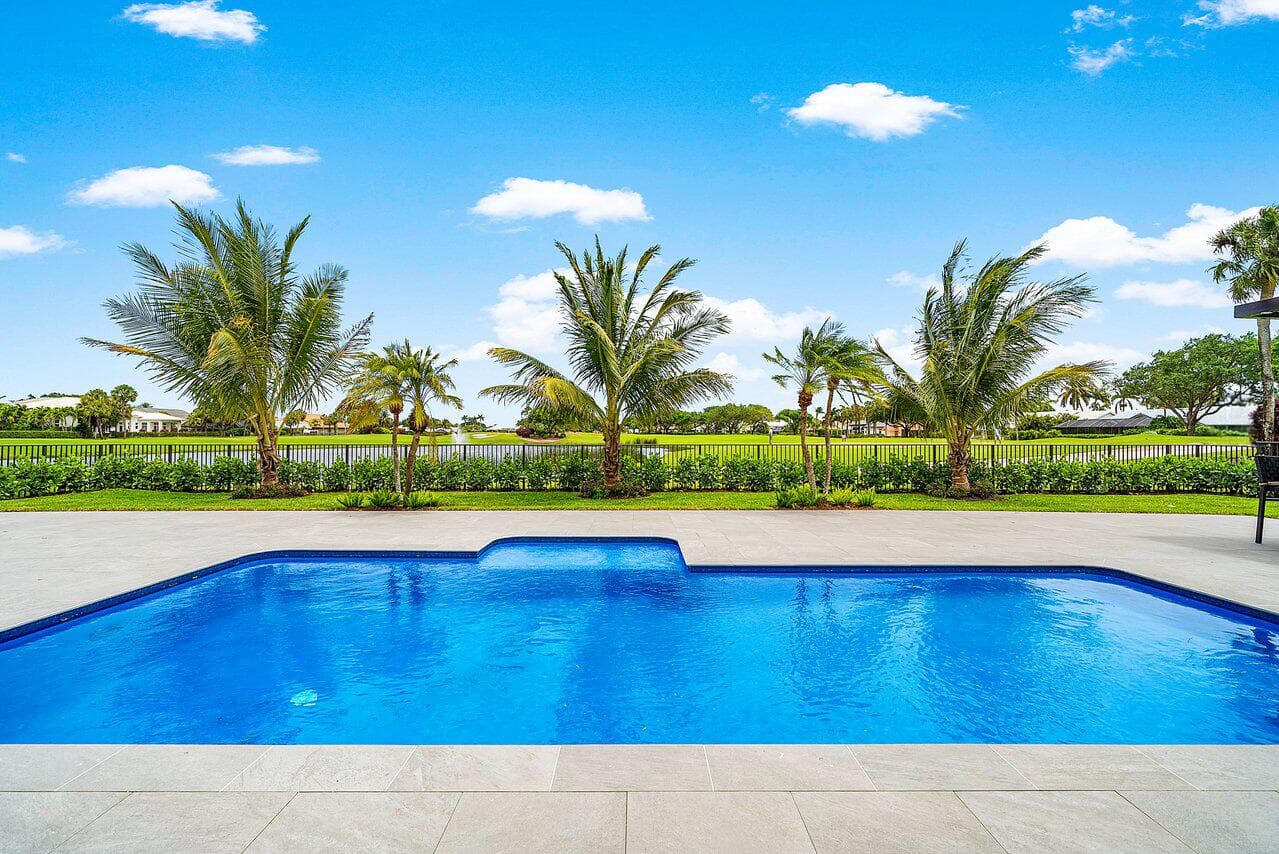4887 Bocaire Boulevard, Boca Raton, FL 33487 — photo 47 of 61