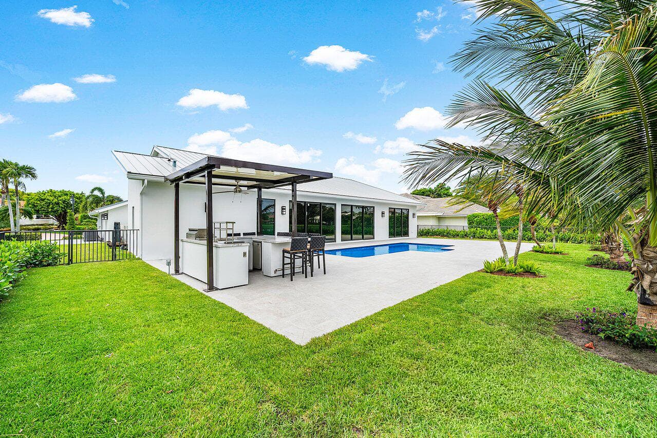 4887 Bocaire Boulevard, Boca Raton, FL 33487 — photo 50 of 61