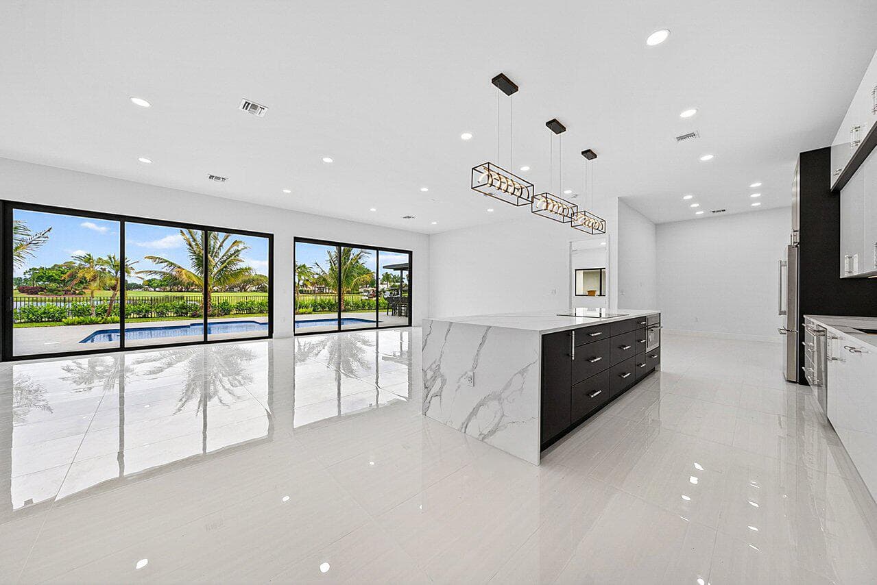 4887 Bocaire Boulevard, Boca Raton, FL 33487 — photo 14 of 61