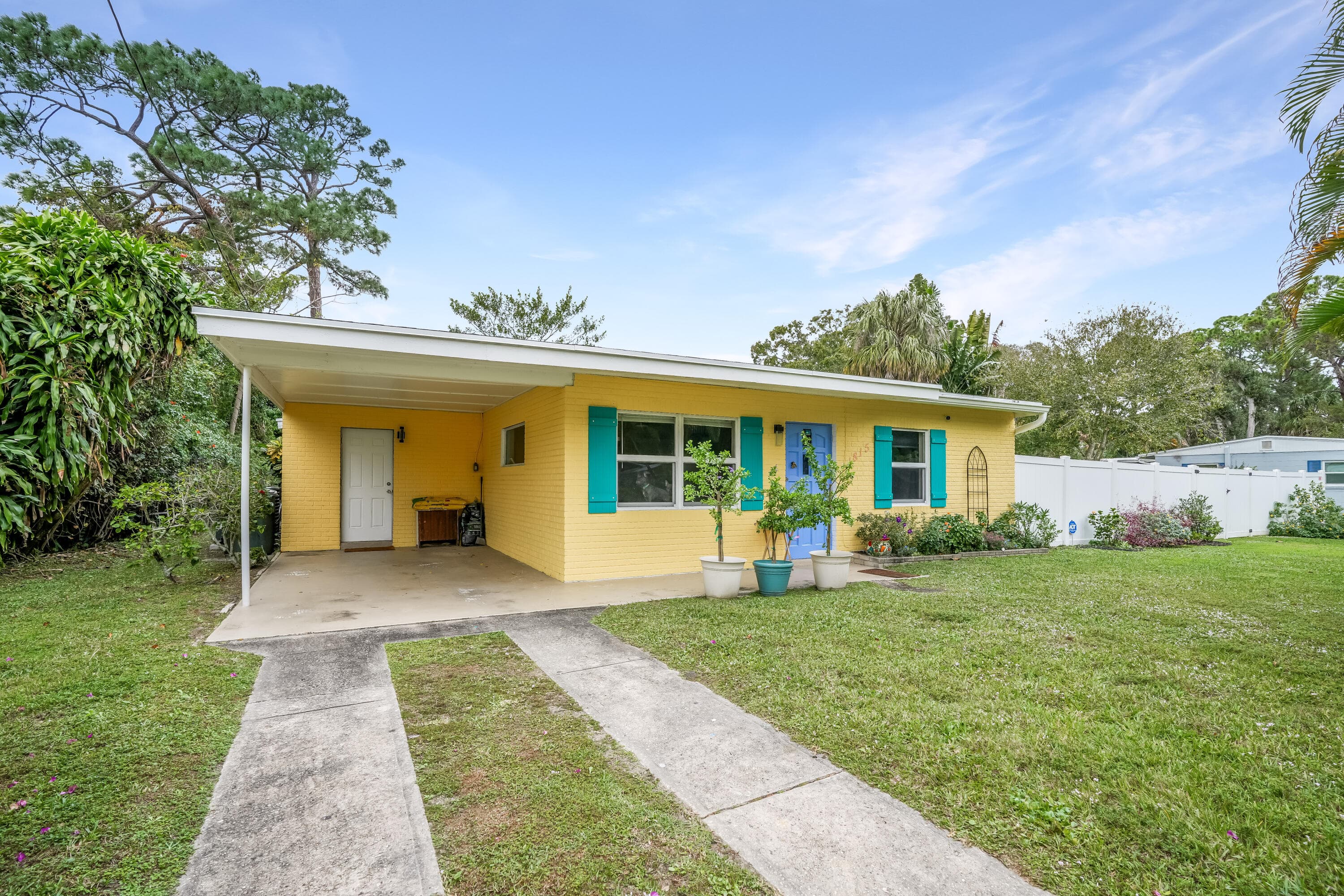 1815 S 30th Street, Fort Pierce, FL 34947 — photo 3 of 26