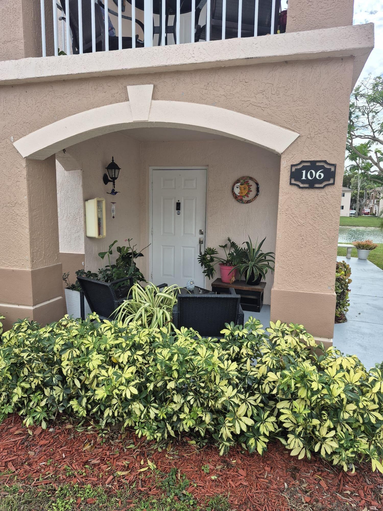 1270 SE 27th Street 106, Homestead, FL 33035 — photo 1 of 6