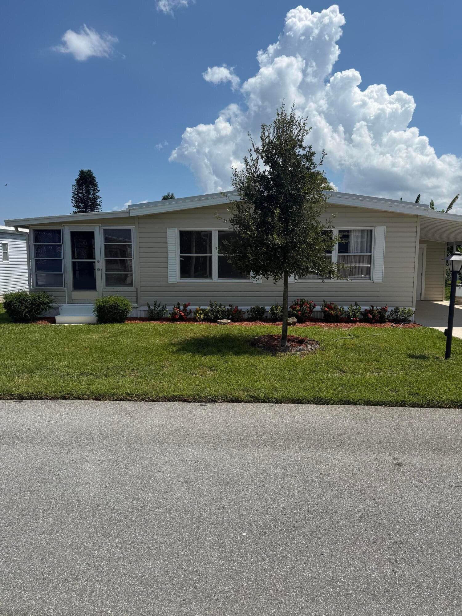 463 Onyx Way, Jensen Beach, FL 34957 — photo 2 of 41
