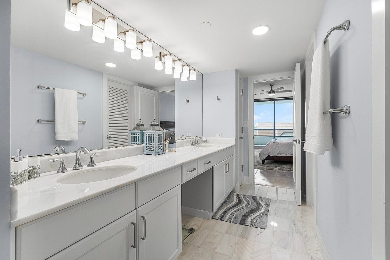 100 Lakeshore Drive 252, North Palm Beach, FL 33408 — photo 18 of 31