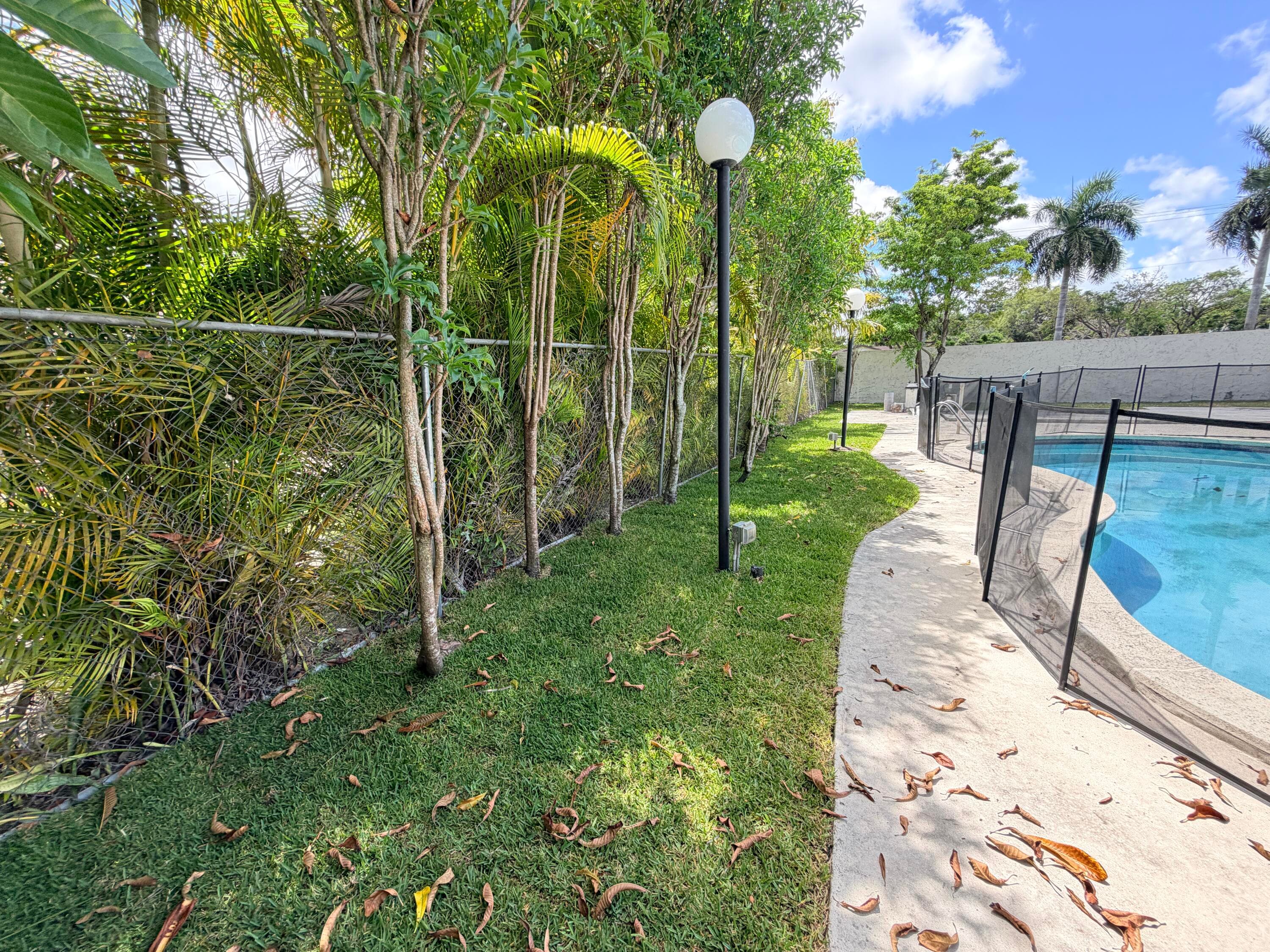 10321 SW 116th Avenue, Miami, FL 33176 — photo 54 of 64