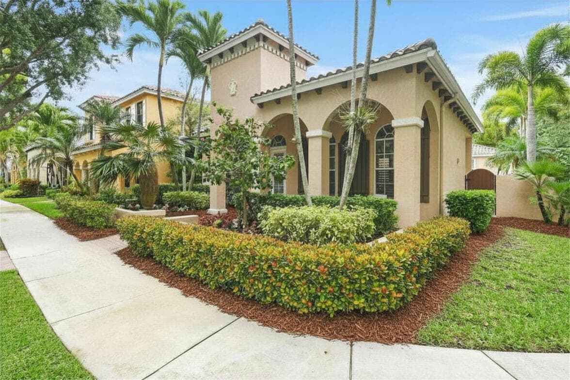 111 Bilboa Drive, Jupiter, FL 33458 — photo 3 of 35