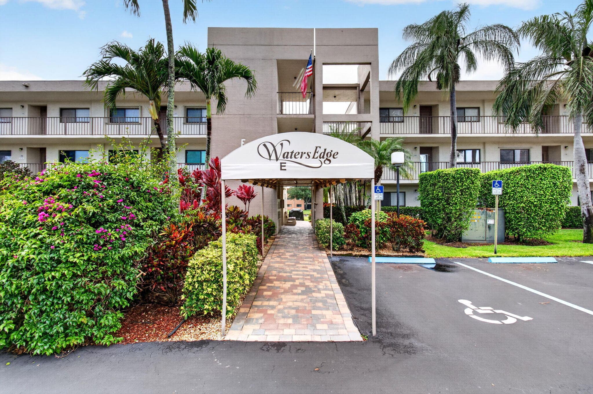5550 Witney Drive 209, Delray Beach, FL 33484 — photo 1 of 48