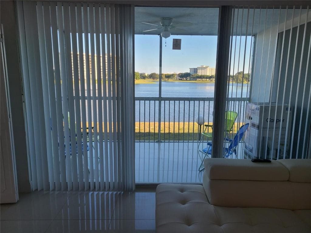 3091 N Course Drive 208, Pompano Beach, FL 33069 — photo 7 of 15