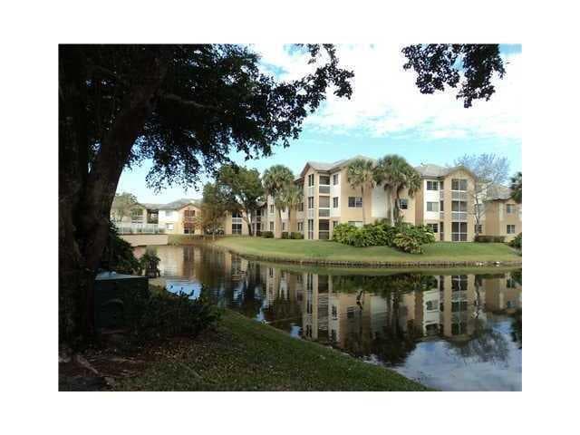 9901 Westview Drive 314, Coral Springs, FL 33076 — photo 2 of 9