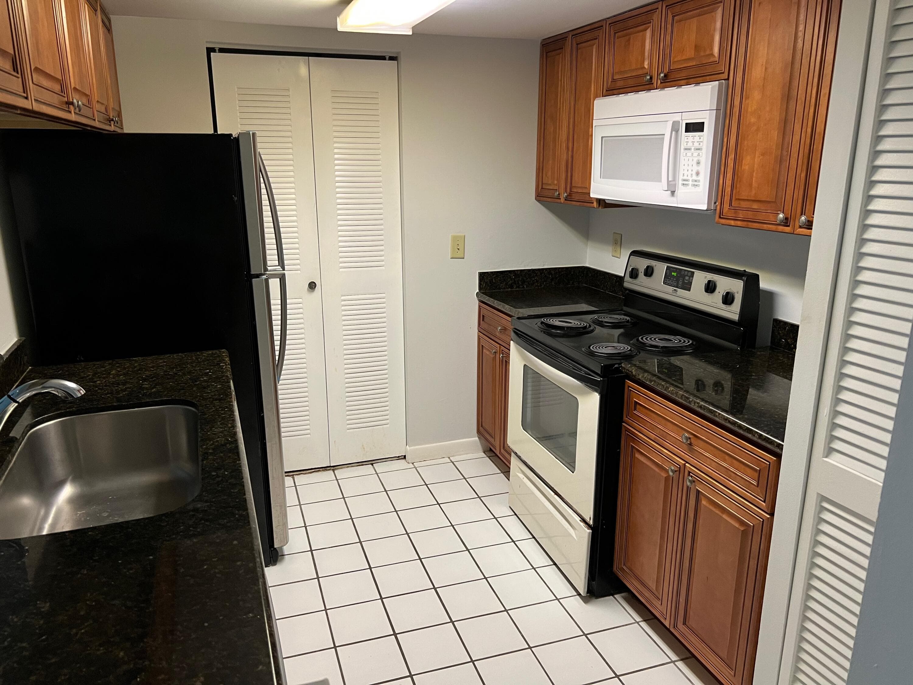 9901 Westview Drive 314, Coral Springs, FL 33076 — photo 3 of 9