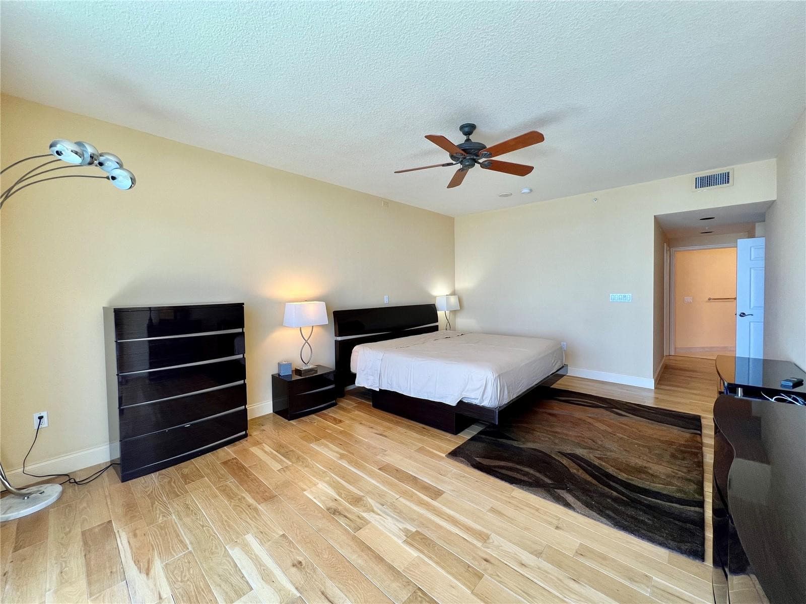 6001 N Ocean Drive 706, Hollywood, FL 33019 — photo 23 of 53
