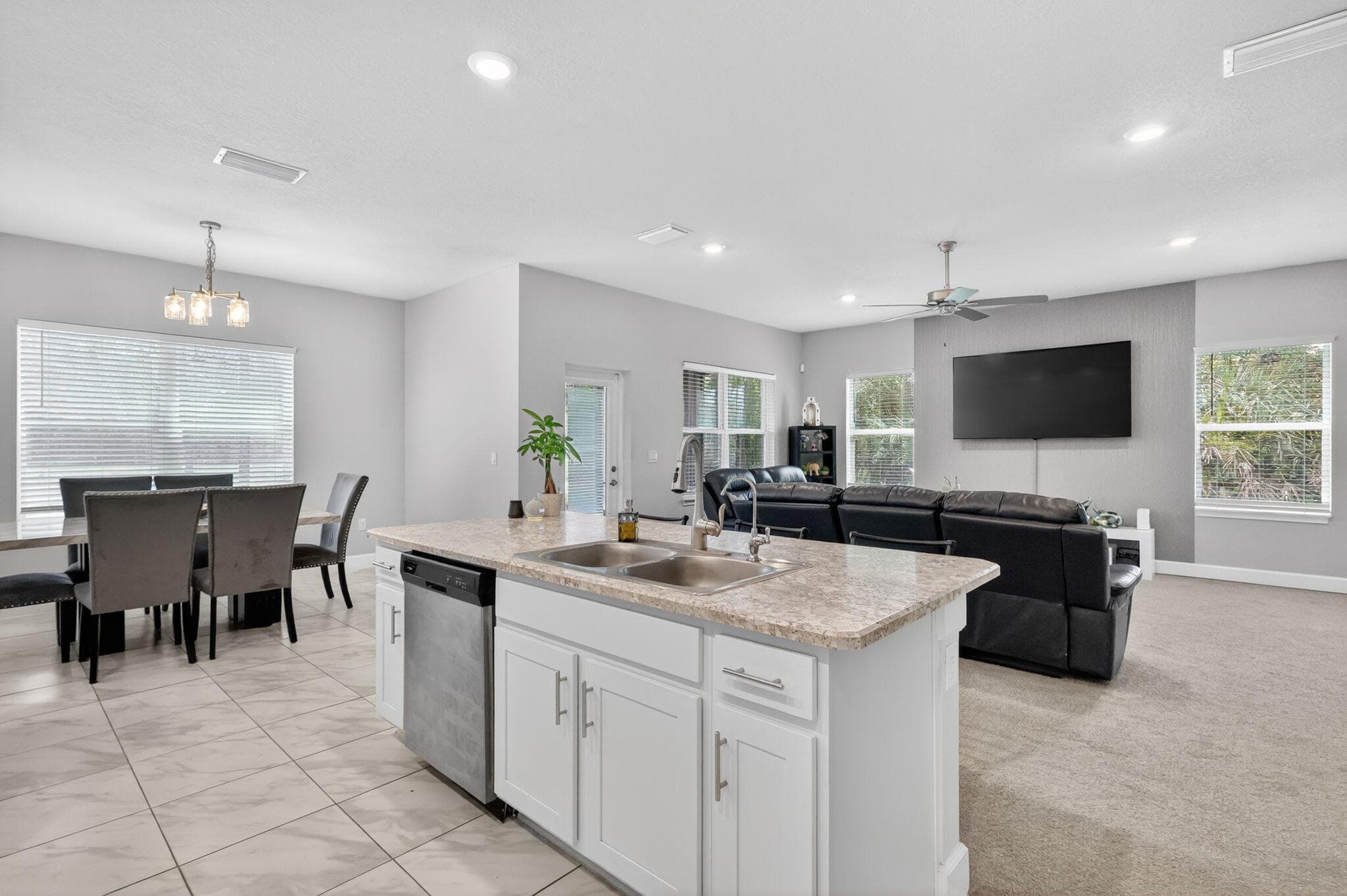 674 NE Turtleback Trail, Port St. Lucie, FL 34983 — photo 14 of 40