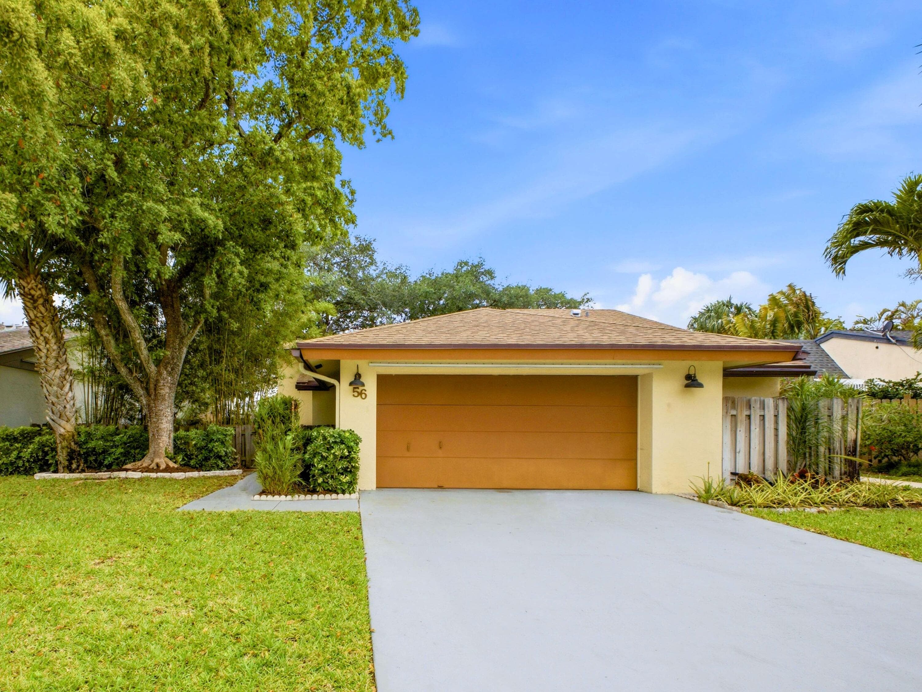 56 Baytree Circle, Boynton Beach, FL 33436 — photo 1 of 41