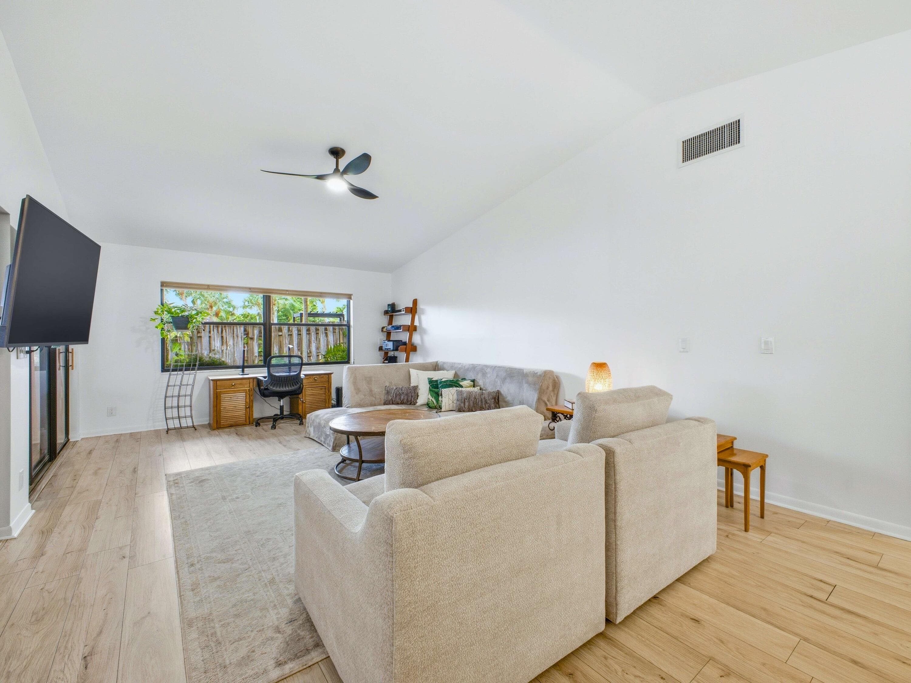 56 Baytree Circle, Boynton Beach, FL 33436 — photo 7 of 41