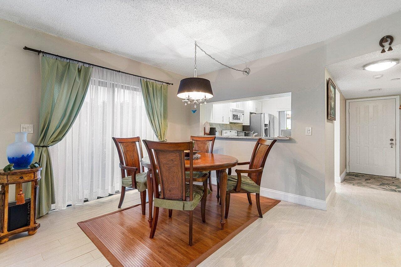 5200 E Club Circle 106, Boca Raton, FL 33487 — photo 11 of 31