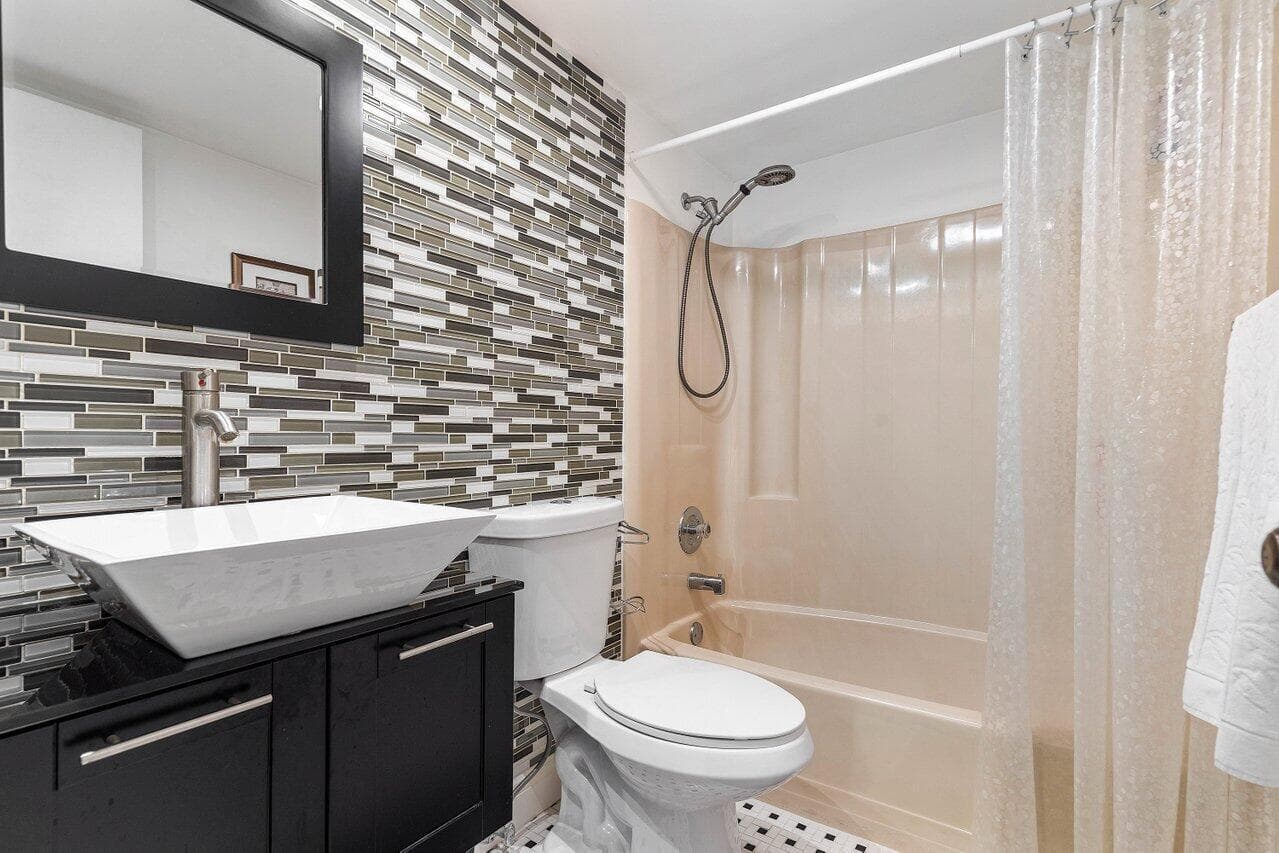 5200 E Club Circle 106, Boca Raton, FL 33487 — photo 17 of 31