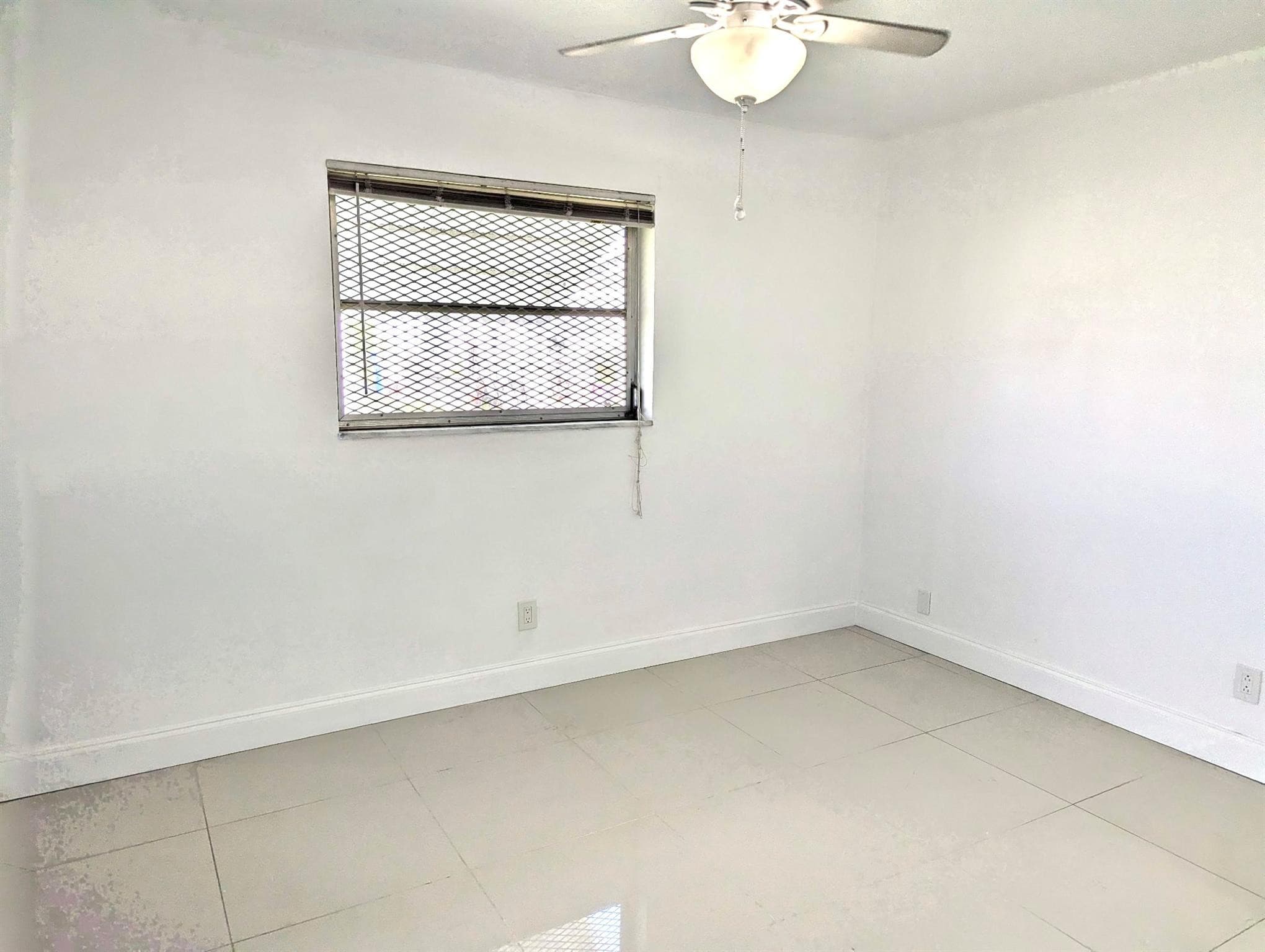 111 NW 31st Court, Pompano Beach, FL 33064 — photo 10 of 24