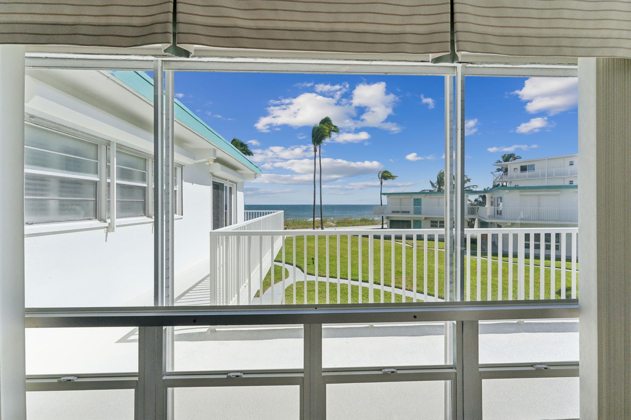 1470 S Ocean Boulevard 1002, Lauderdale-By-The-Sea, FL 33062 — photo 1 of 30
