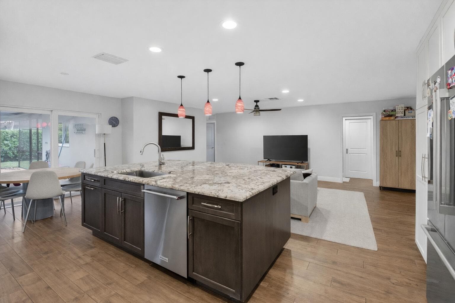 650 SW 16th Street, Boca Raton, FL 33486 — photo 10 of 33