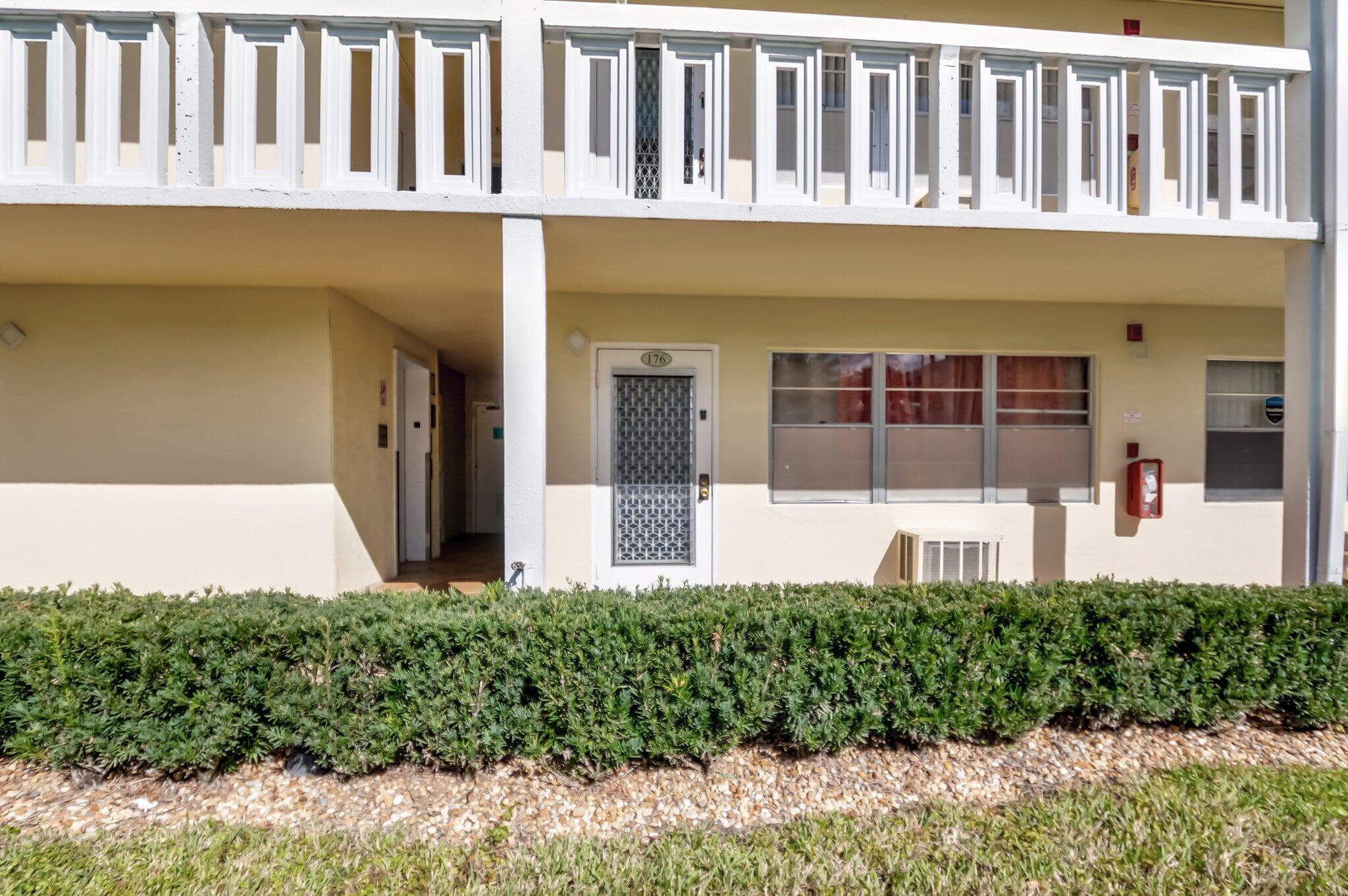 176 Dorset E, Boca Raton, FL 33434 — photo 14 of 39