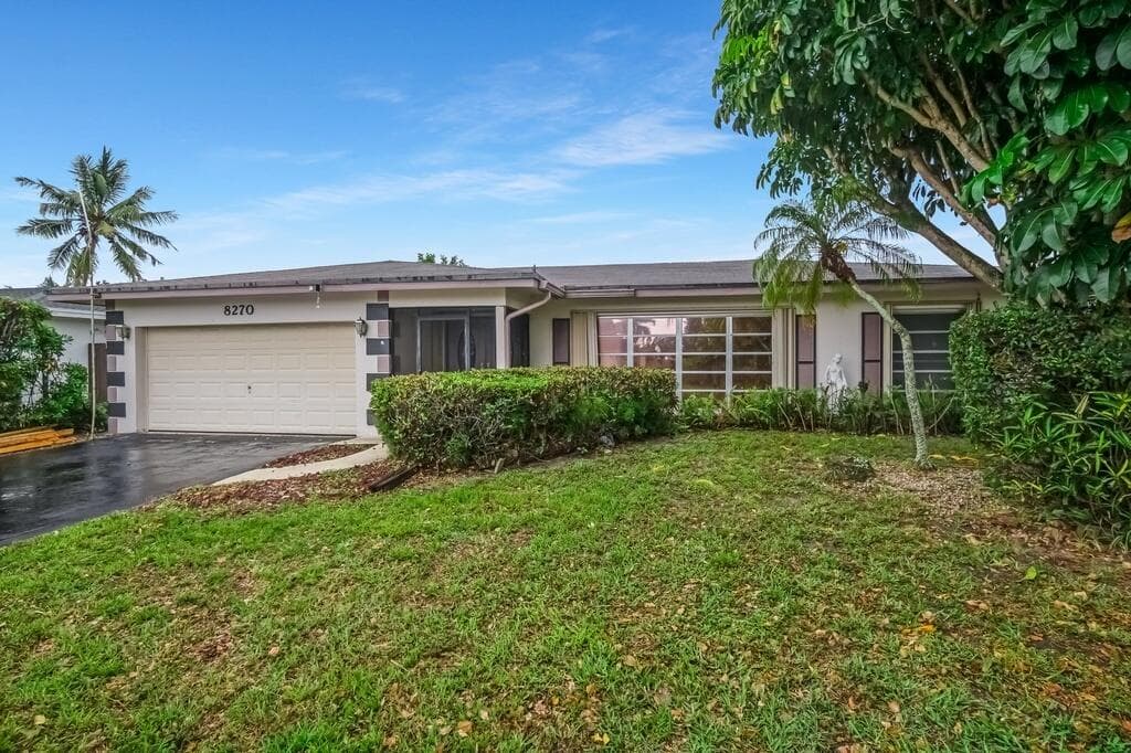 8270 NW 66th Terrace, Tamarac, FL 33321 — photo 5 of 41