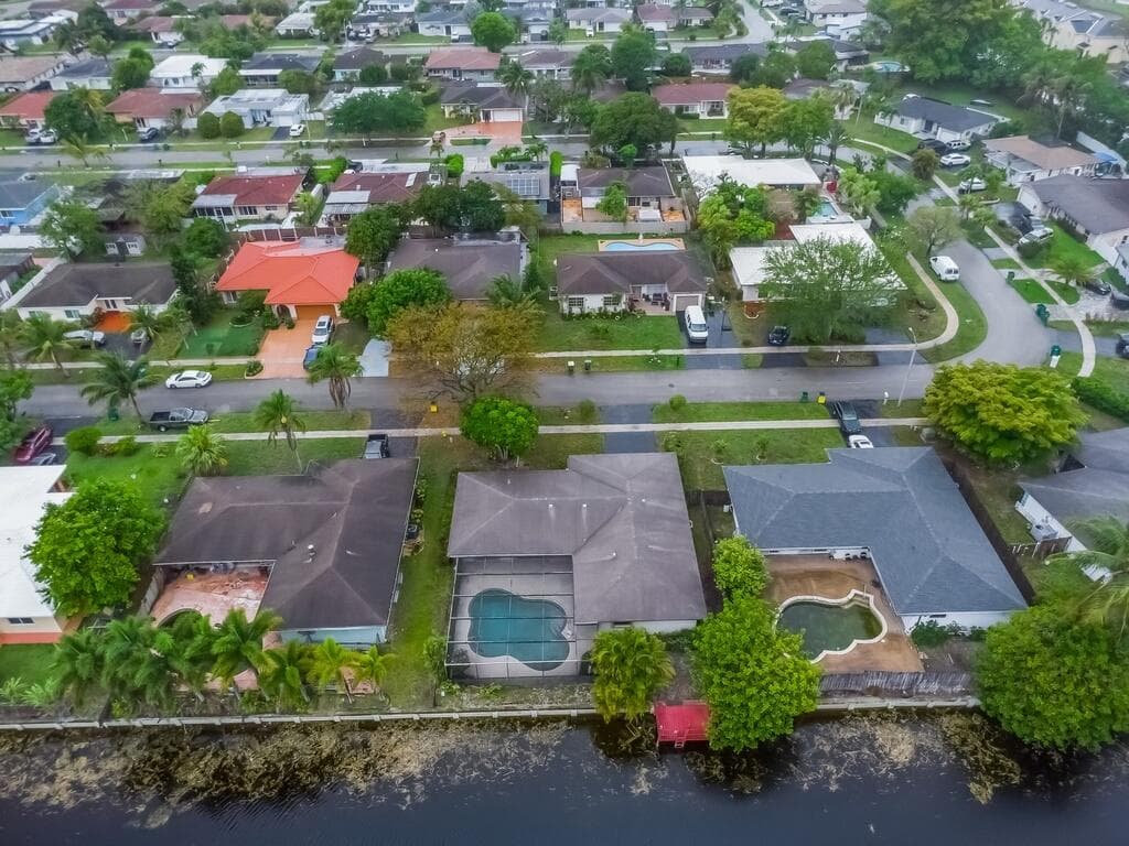 8270 NW 66th Terrace, Tamarac, FL 33321 — photo 37 of 41