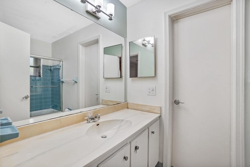 8270 NW 66th Terrace, Tamarac, FL 33321 — photo 29 of 41