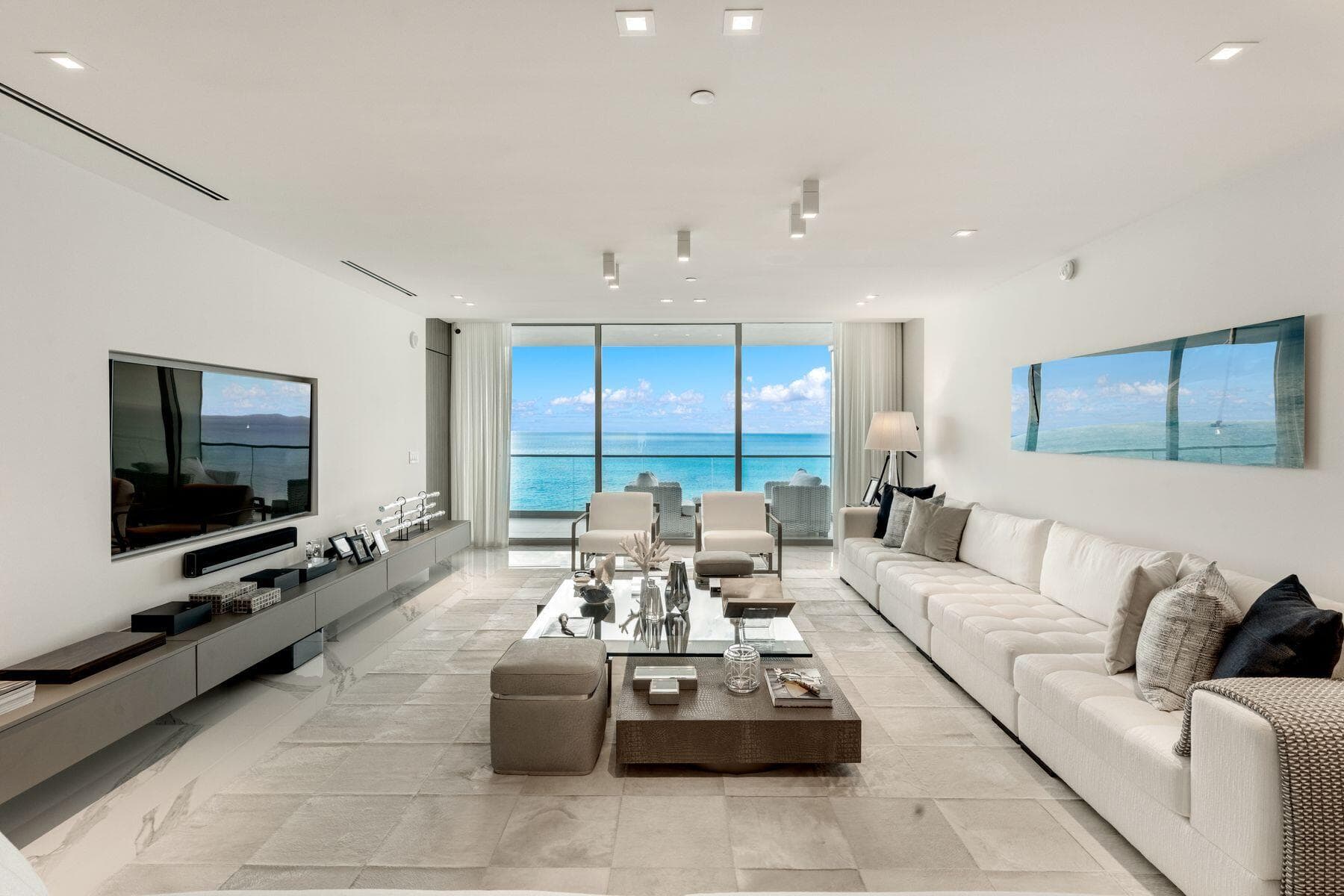 Oceanfront living room in Bal Harbour