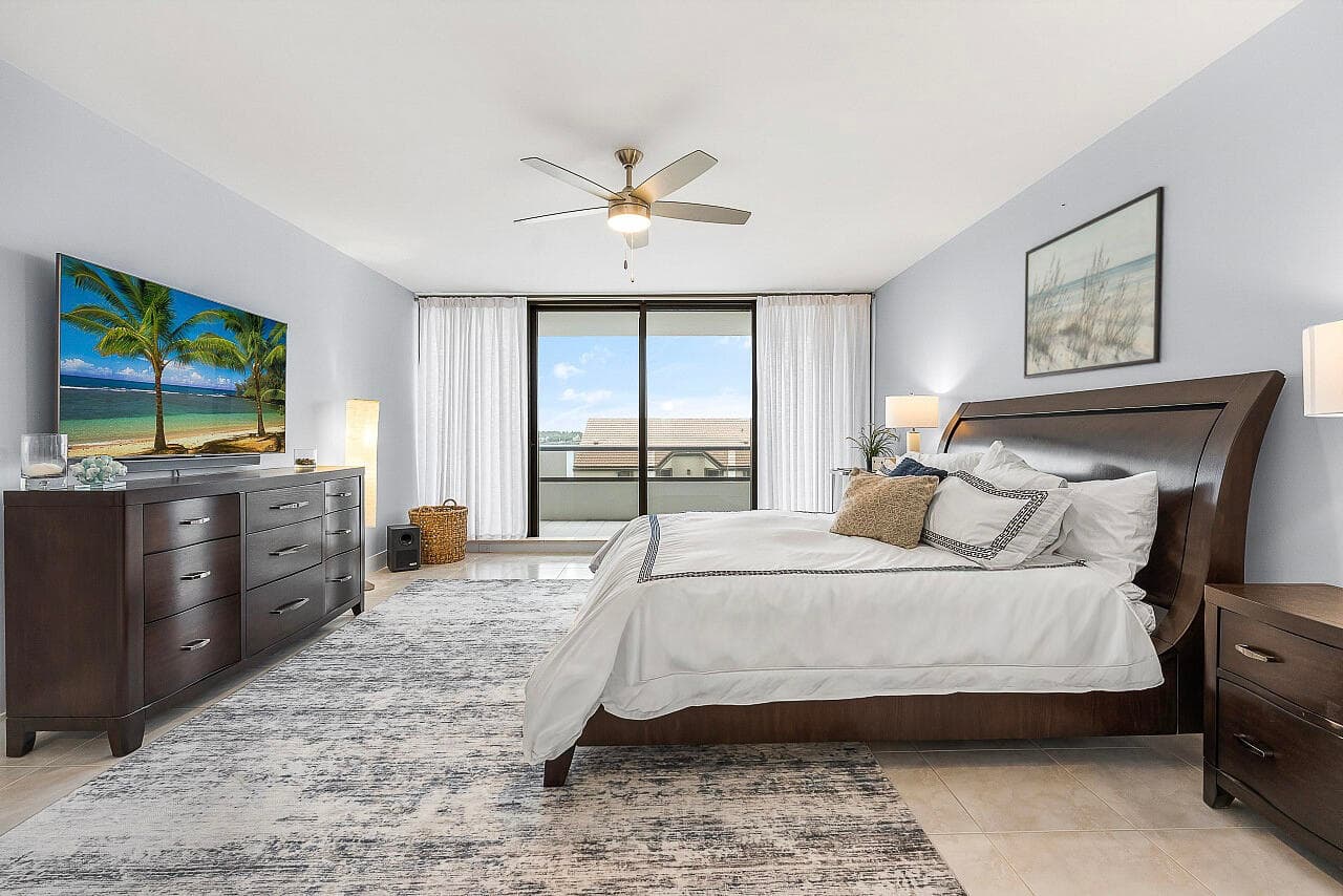 100 Lakeshore Drive 252, North Palm Beach, FL 33408 — photo 14 of 31