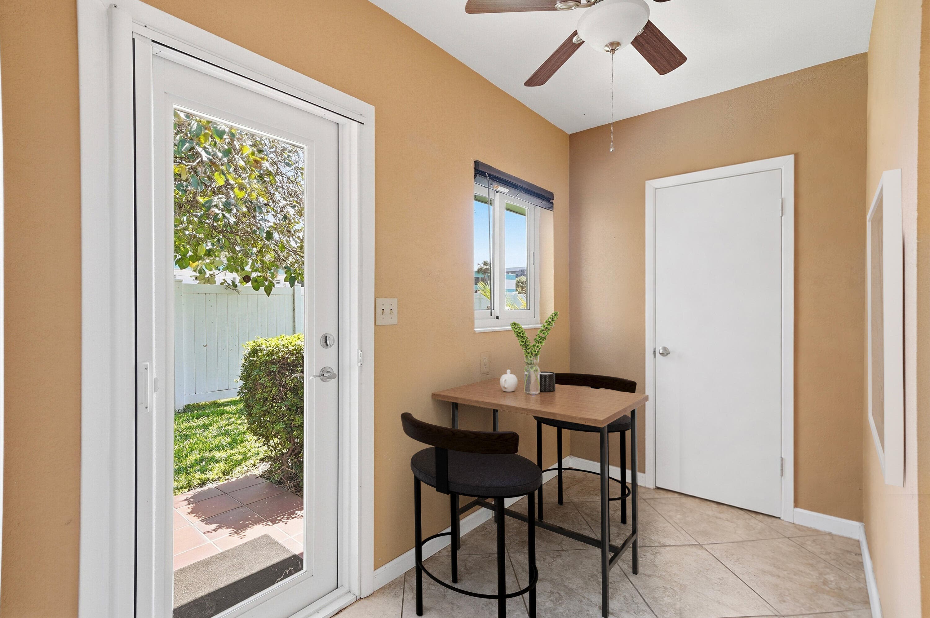1431 S Ocean Boulevard Unit 28, Lauderdale-By-The-Sea, FL 33062 — photo 33 of 63