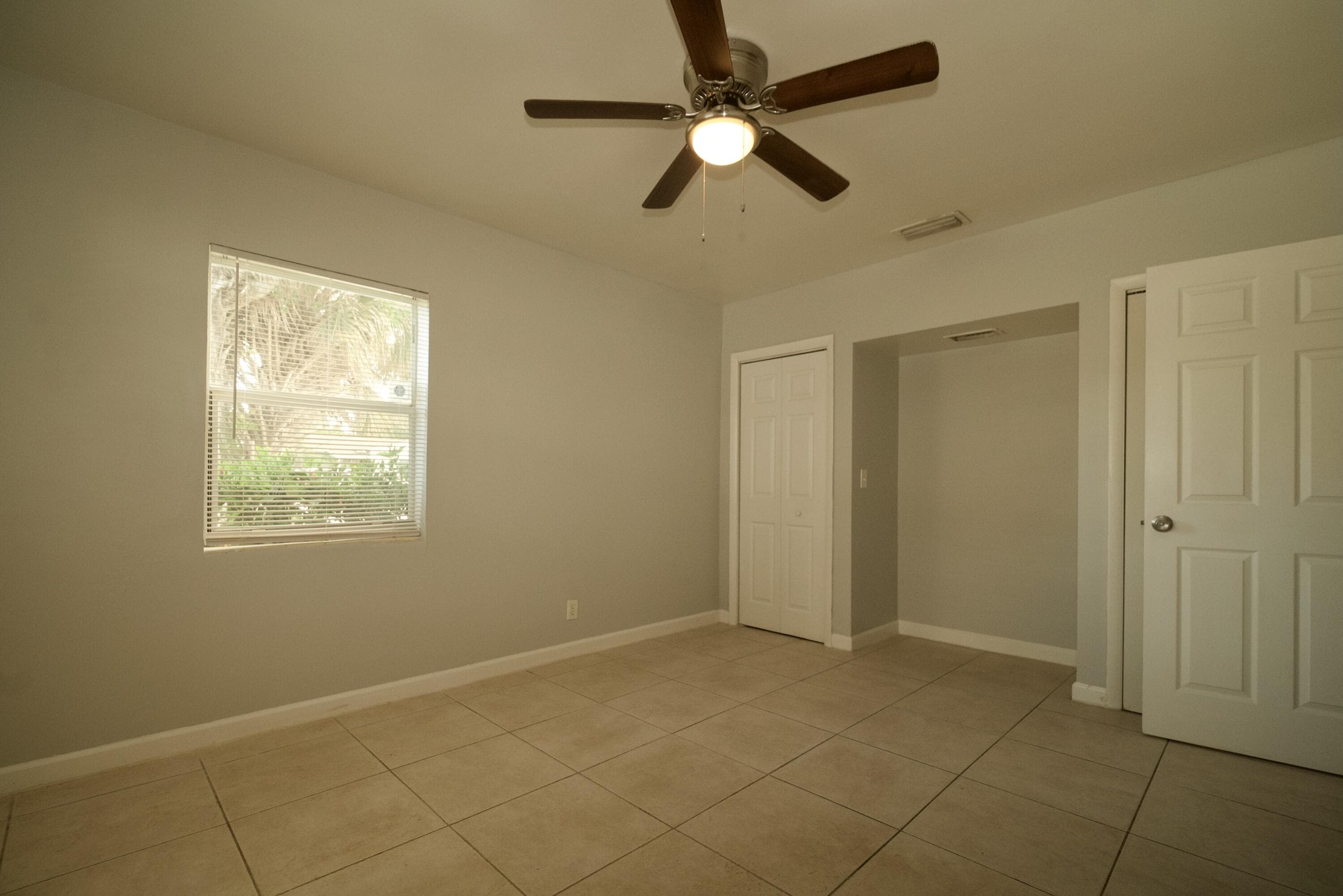 158 W 25th Street, Riviera Beach, FL 33404 — photo 21 of 24