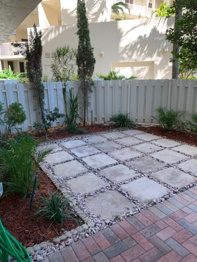 3500 Oaks Clubhouse Drive, Pompano Beach, FL 33069 — photo 4 of 20