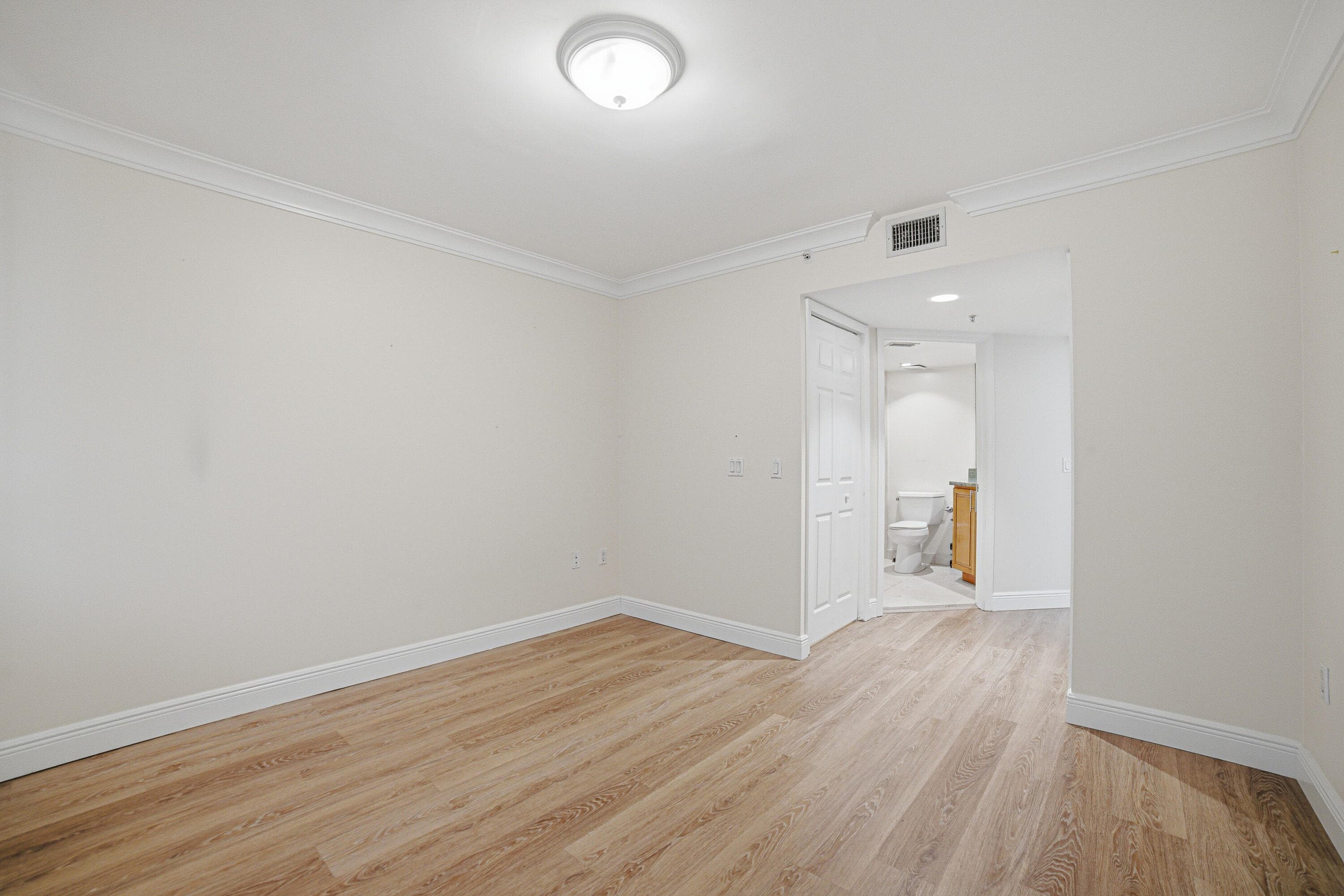 2009 SE 10th Avenue 309, Fort Lauderdale, FL 33316 — photo 16 of 45