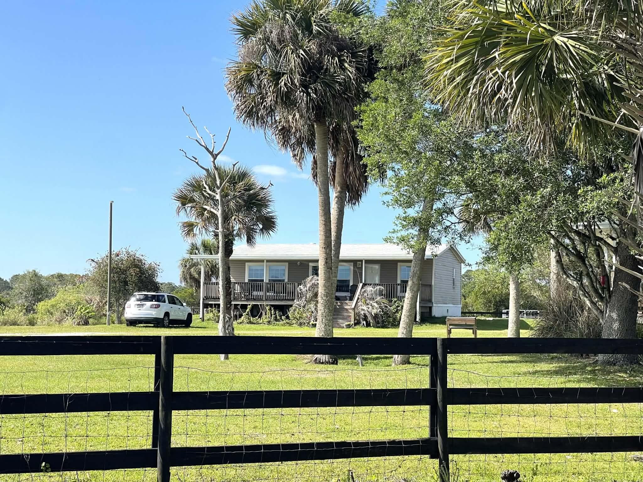8121 NW 58th Lane, Okeechobee, FL 34972 — photo 43 of 86