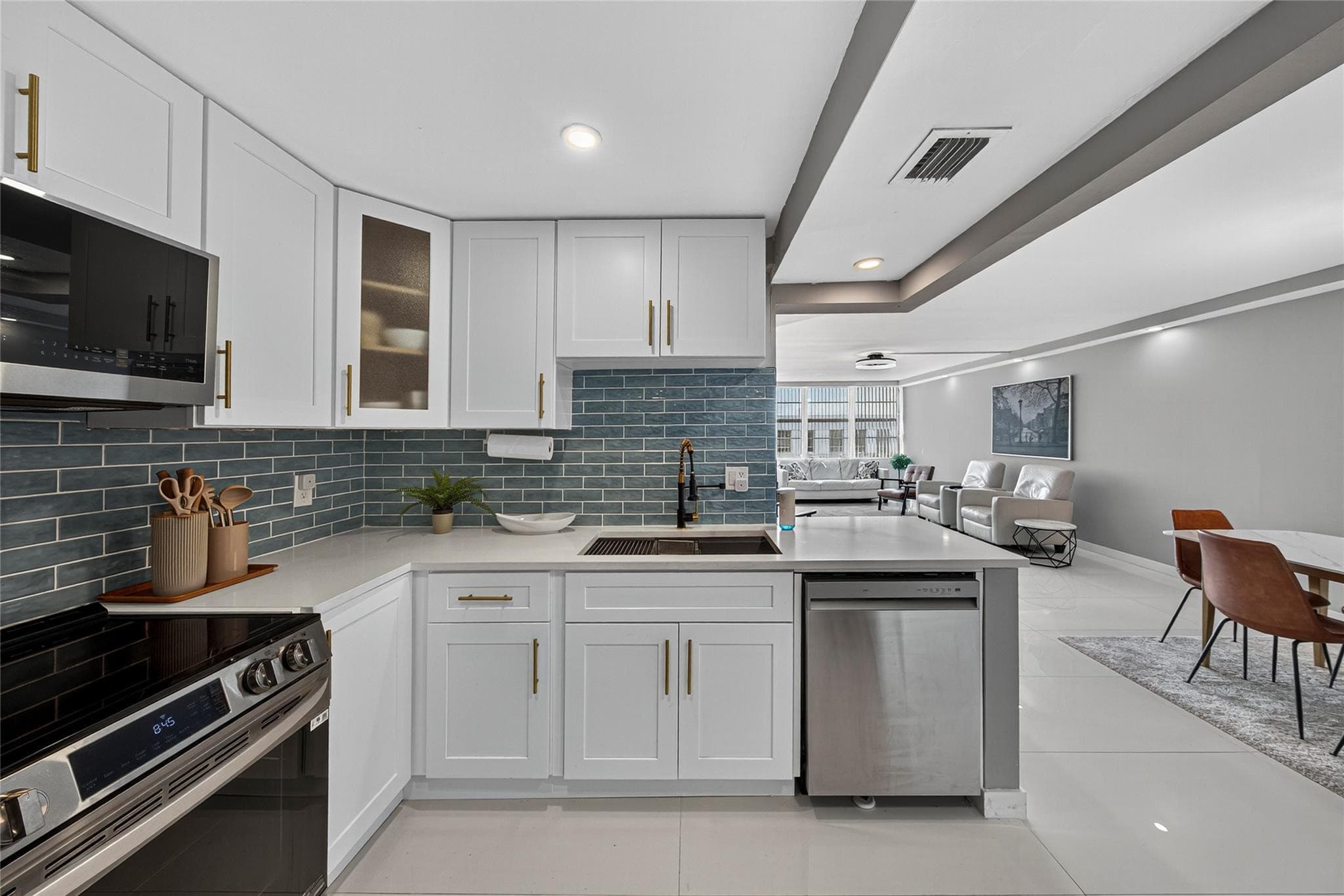 1160 N Federal Highway 1022, Fort Lauderdale, FL 33304 — photo 5 of 66
