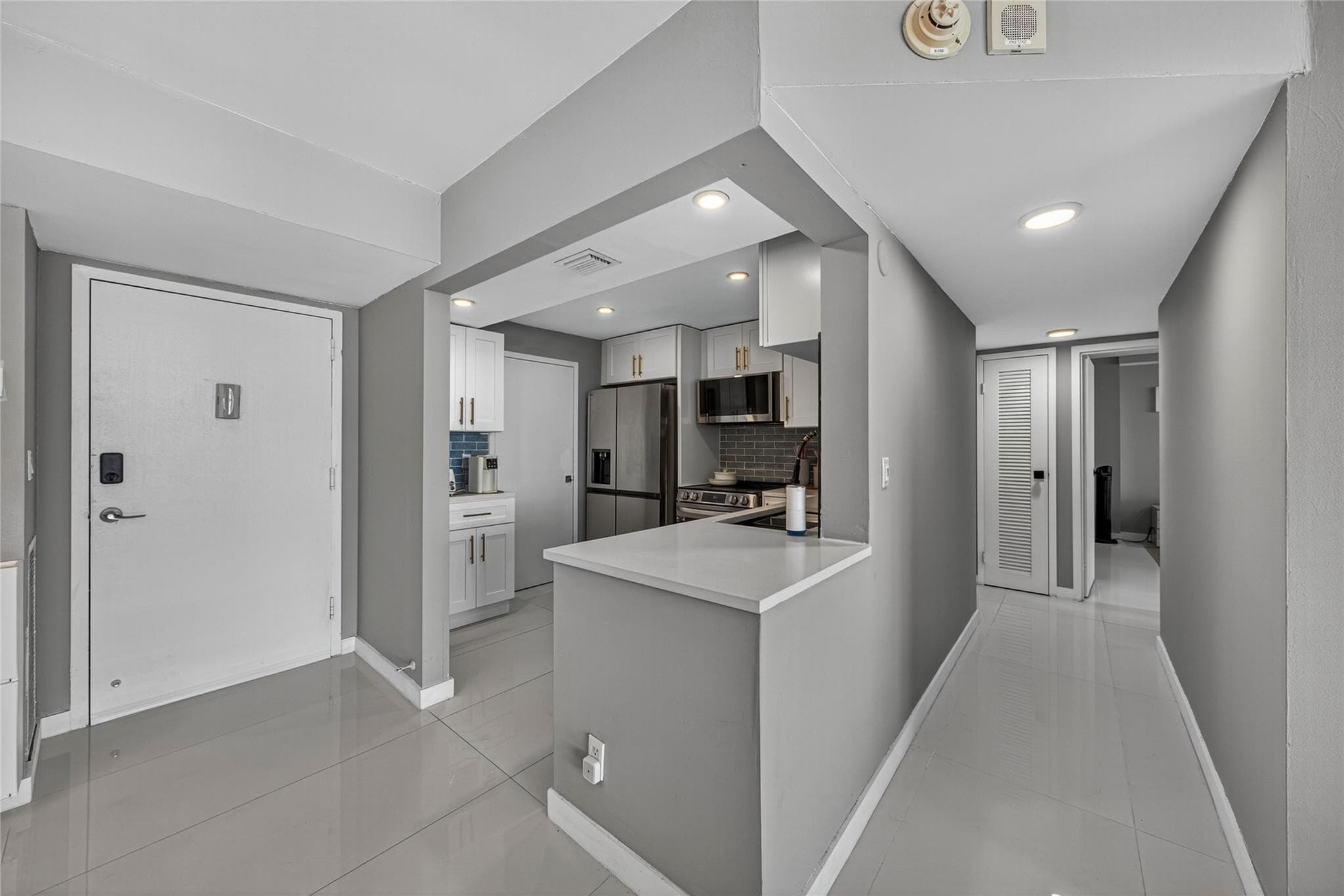 1160 N Federal Highway 1022, Fort Lauderdale, FL 33304 — photo 16 of 66