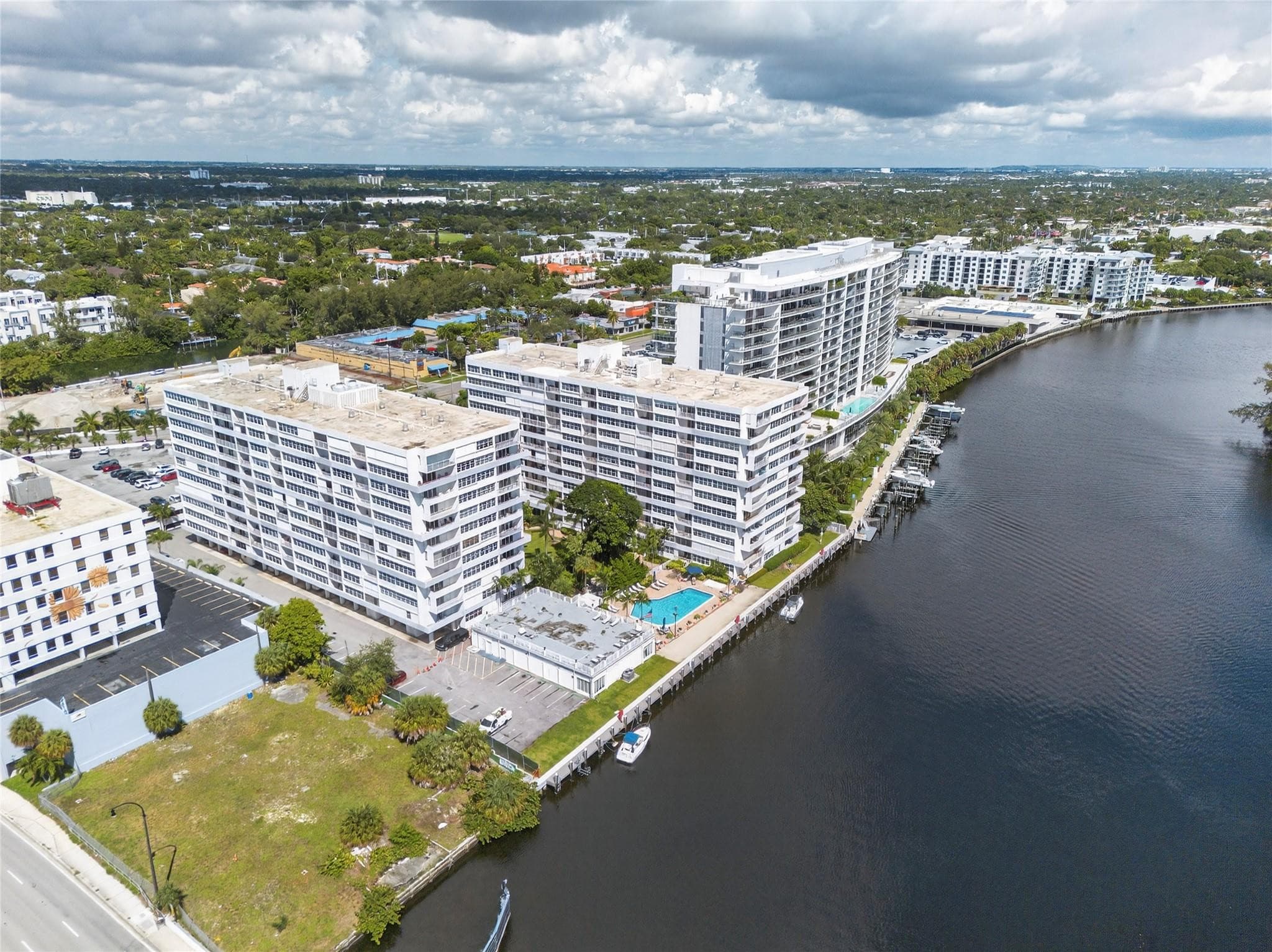 1160 N Federal Highway 1022, Fort Lauderdale, FL 33304 — photo 34 of 66